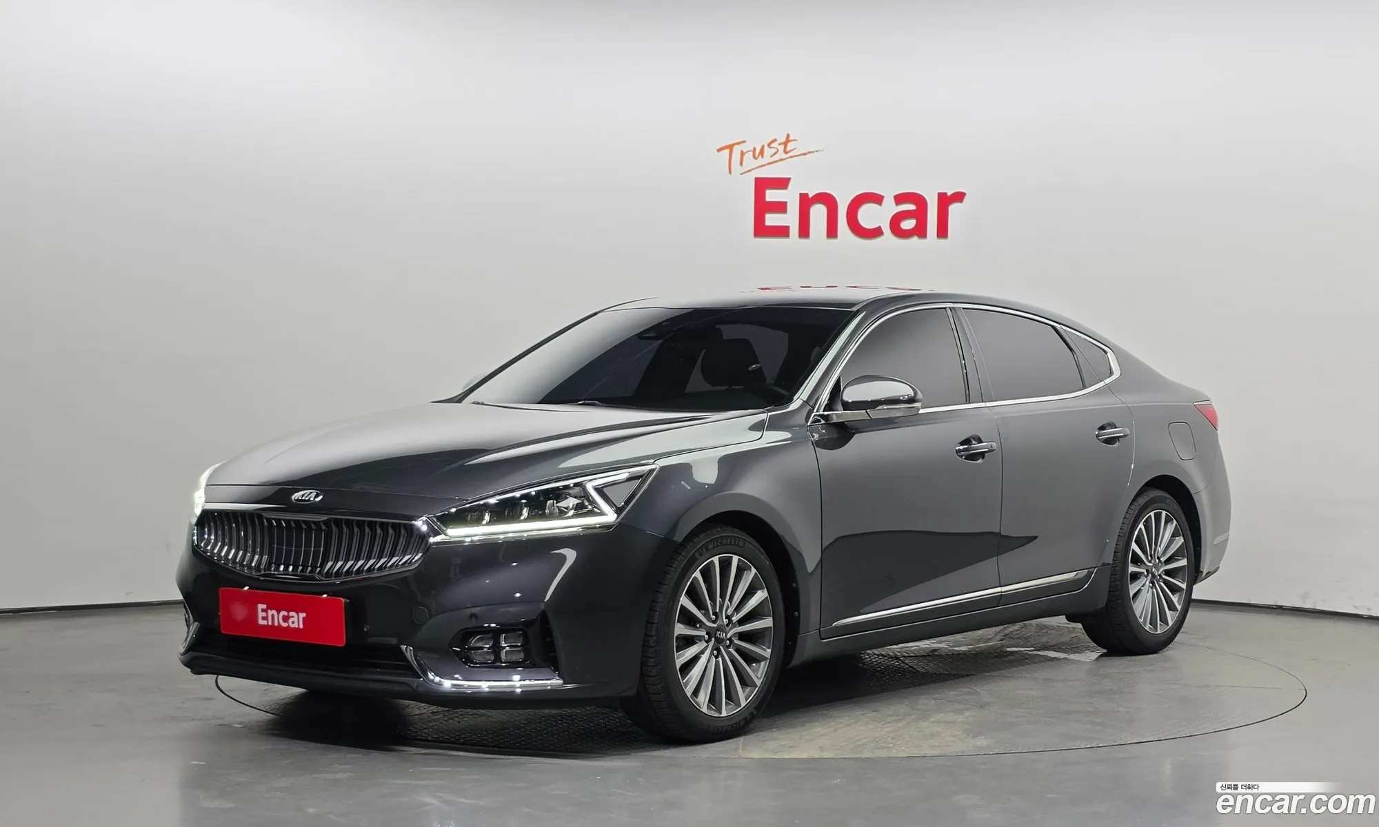 Kia K7 2019 — 3