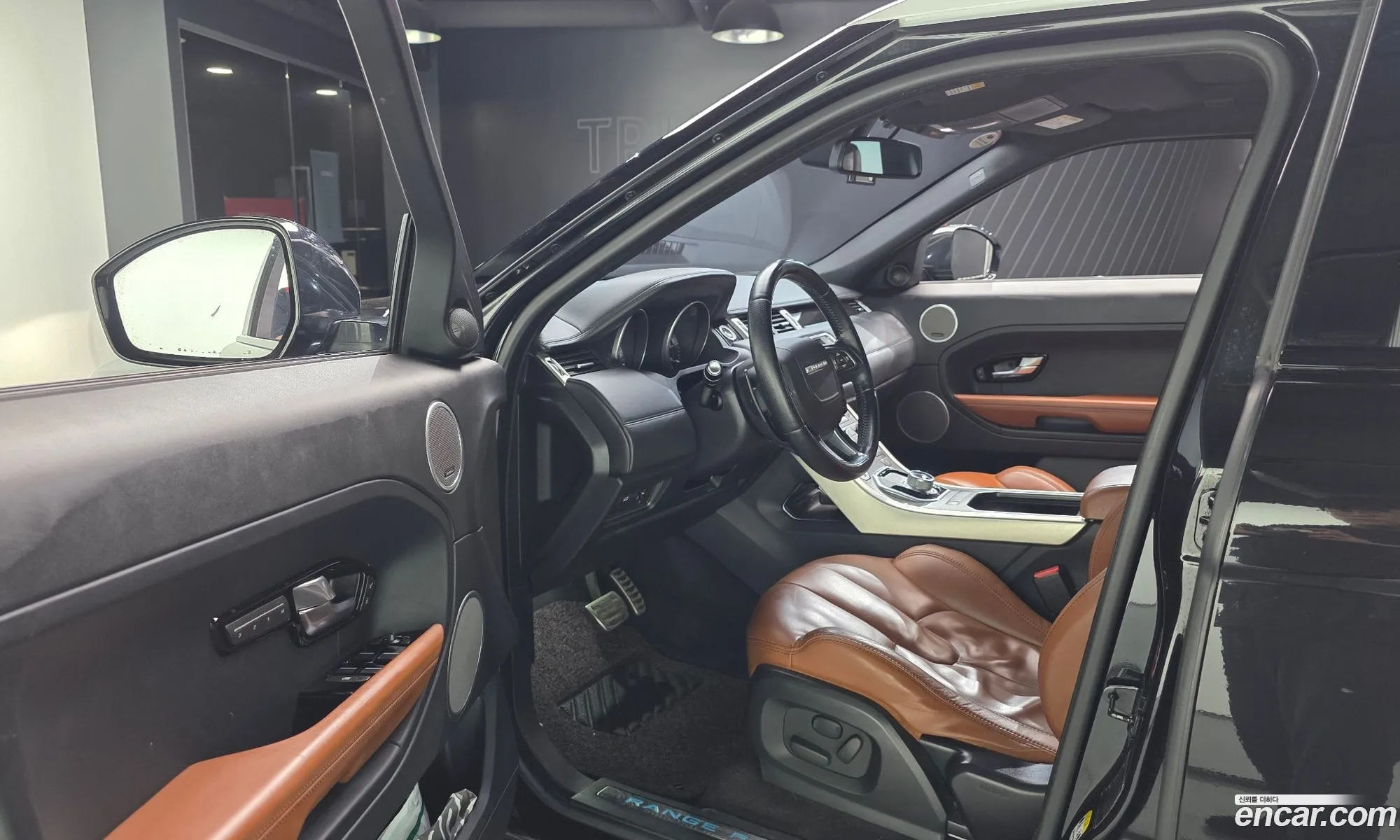 Land Rover Range Rover Evoque 2014 SALVA2BE0EH887091 — 15