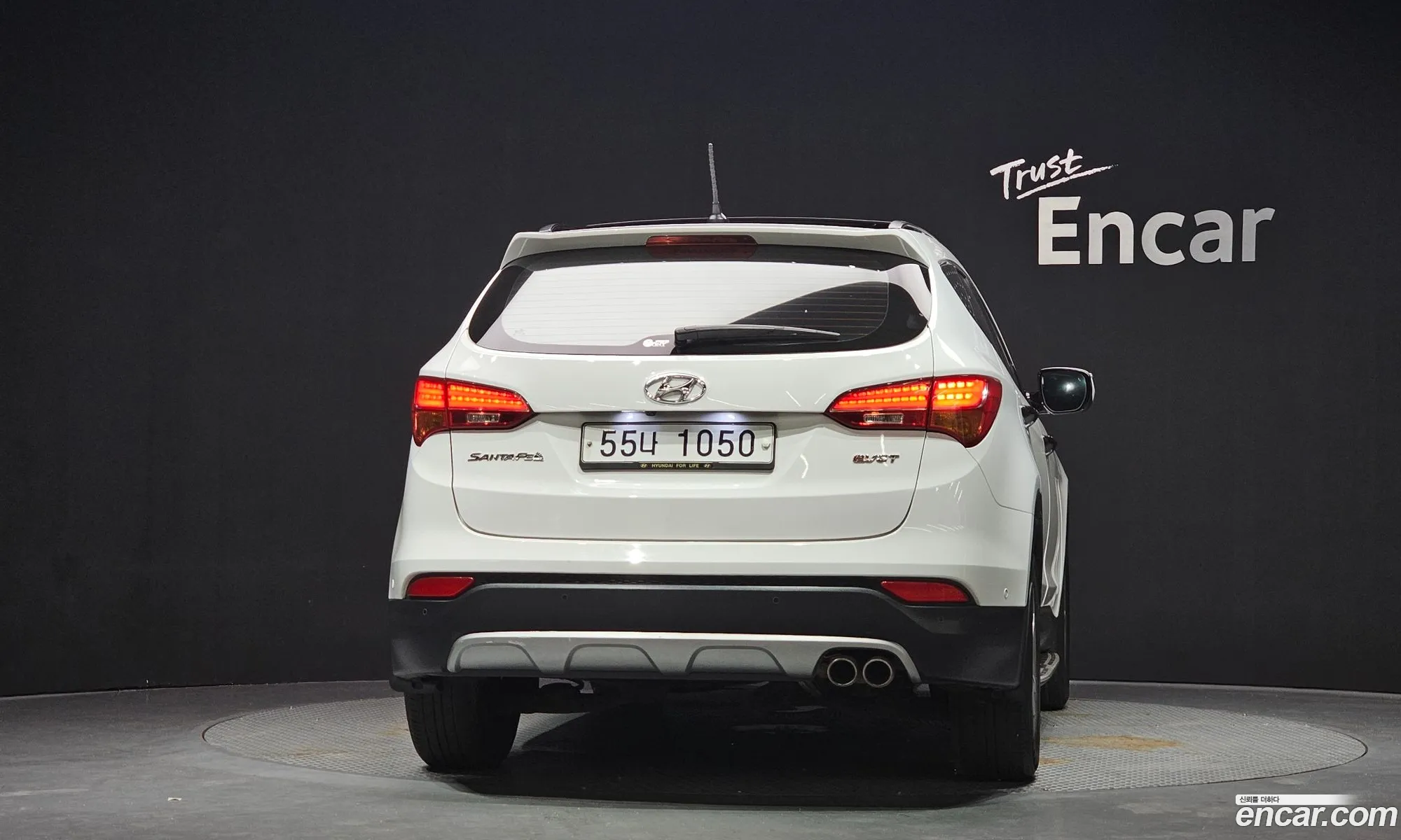 Hyundai Santa Fe DM 2013 KMHSW81UBEU182877 — 2