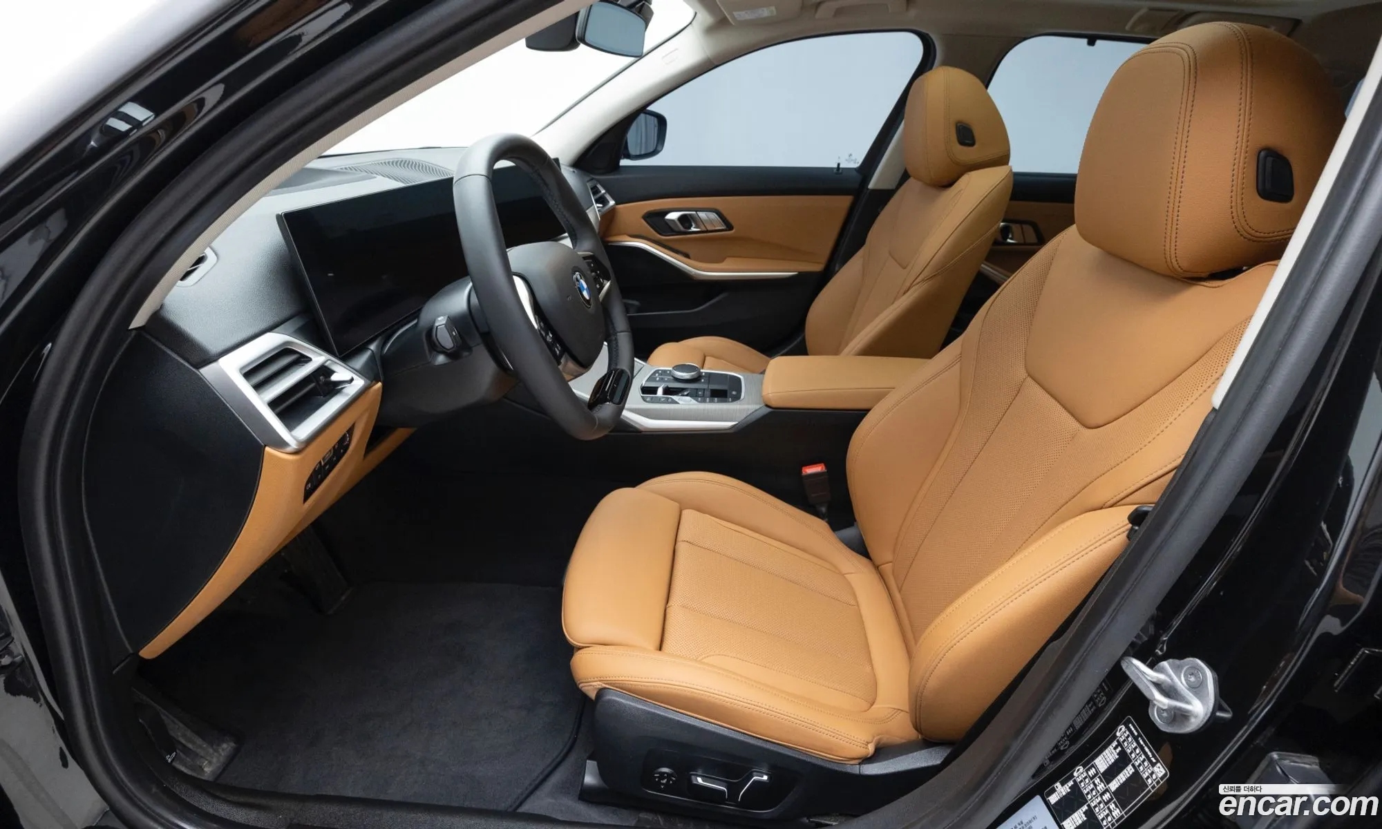 BMW 3 Series 2025 — 12