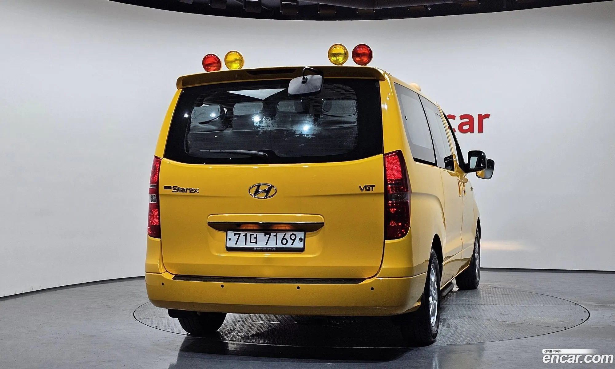 Hyundai Grand Starex 2015 — 2