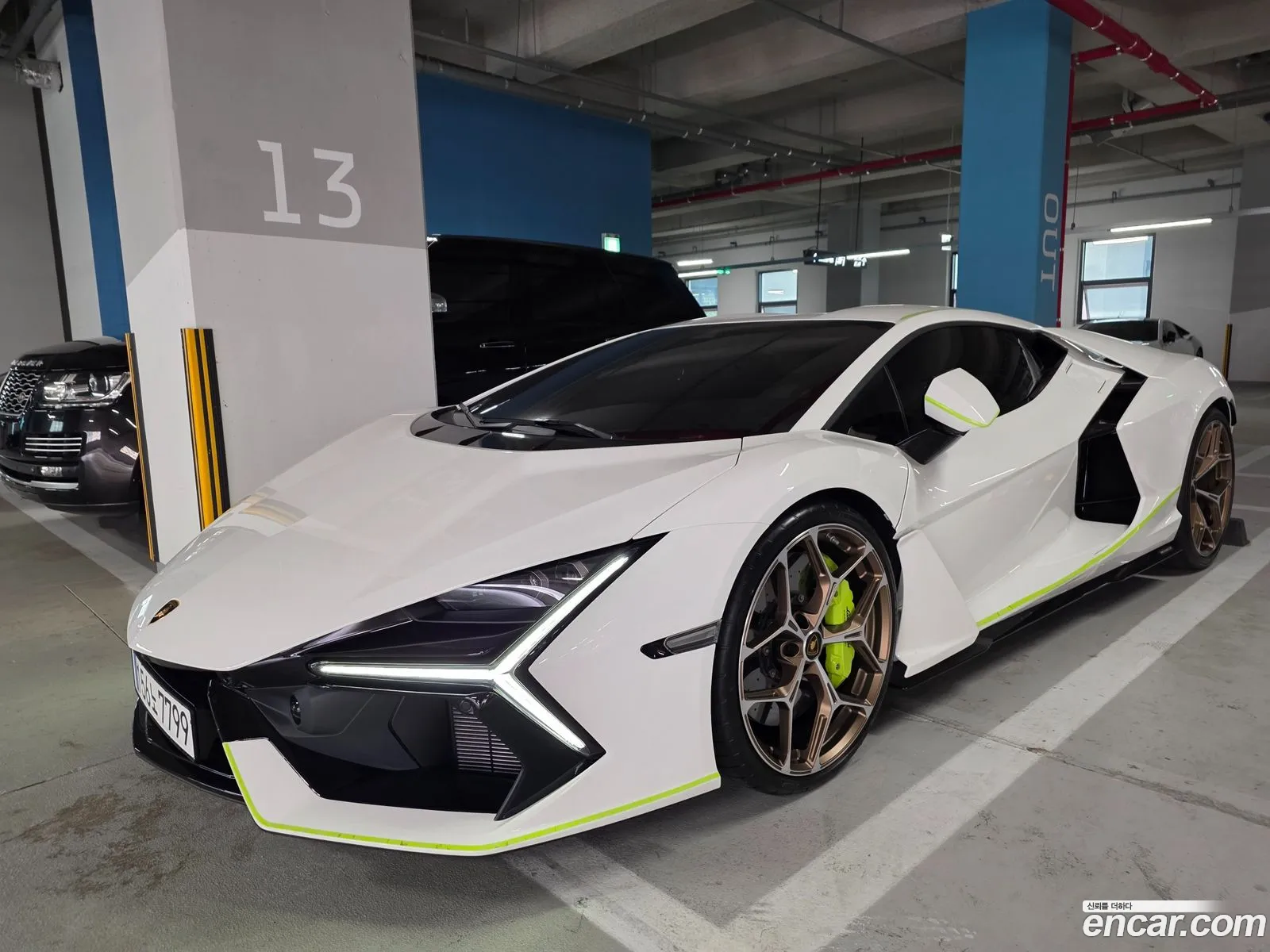 Lamborghini Revuelto 2025 — 9