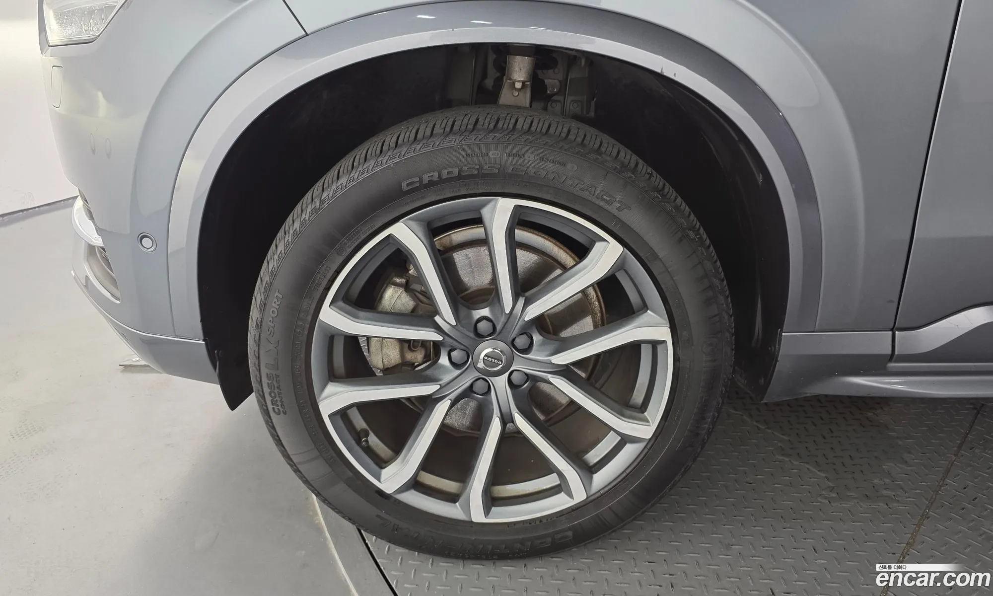 Volvo XC90 2018 — 15
