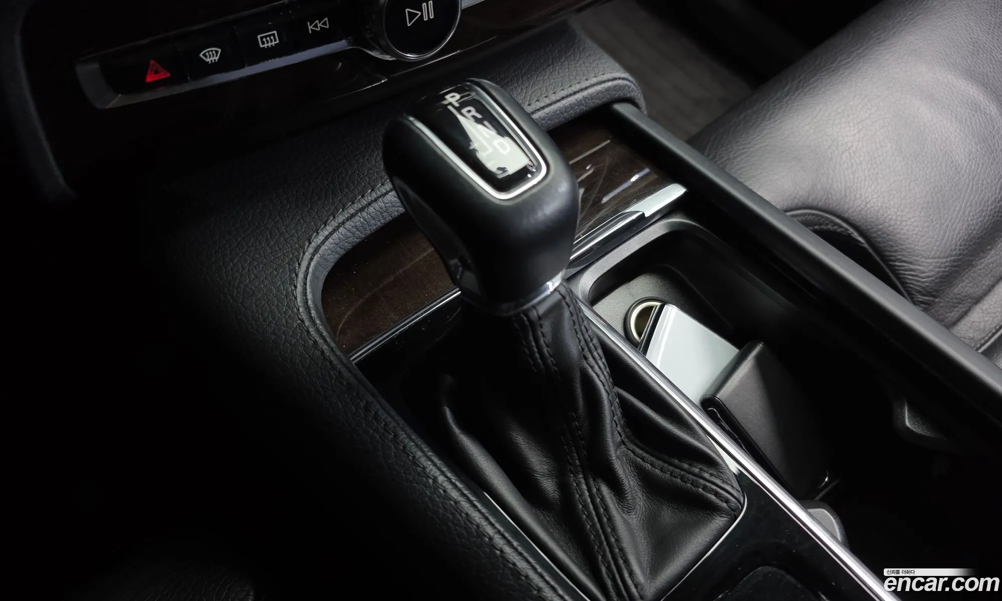 Volvo XC90 2018 — 13