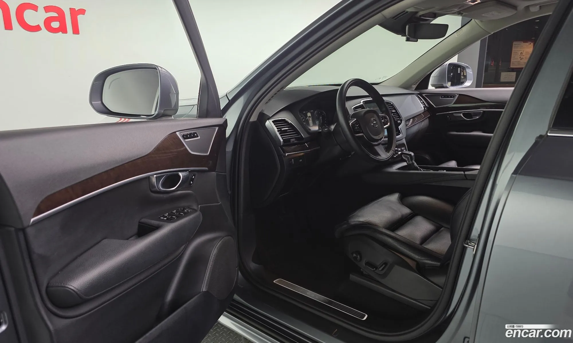 Volvo XC90 2018 — 16