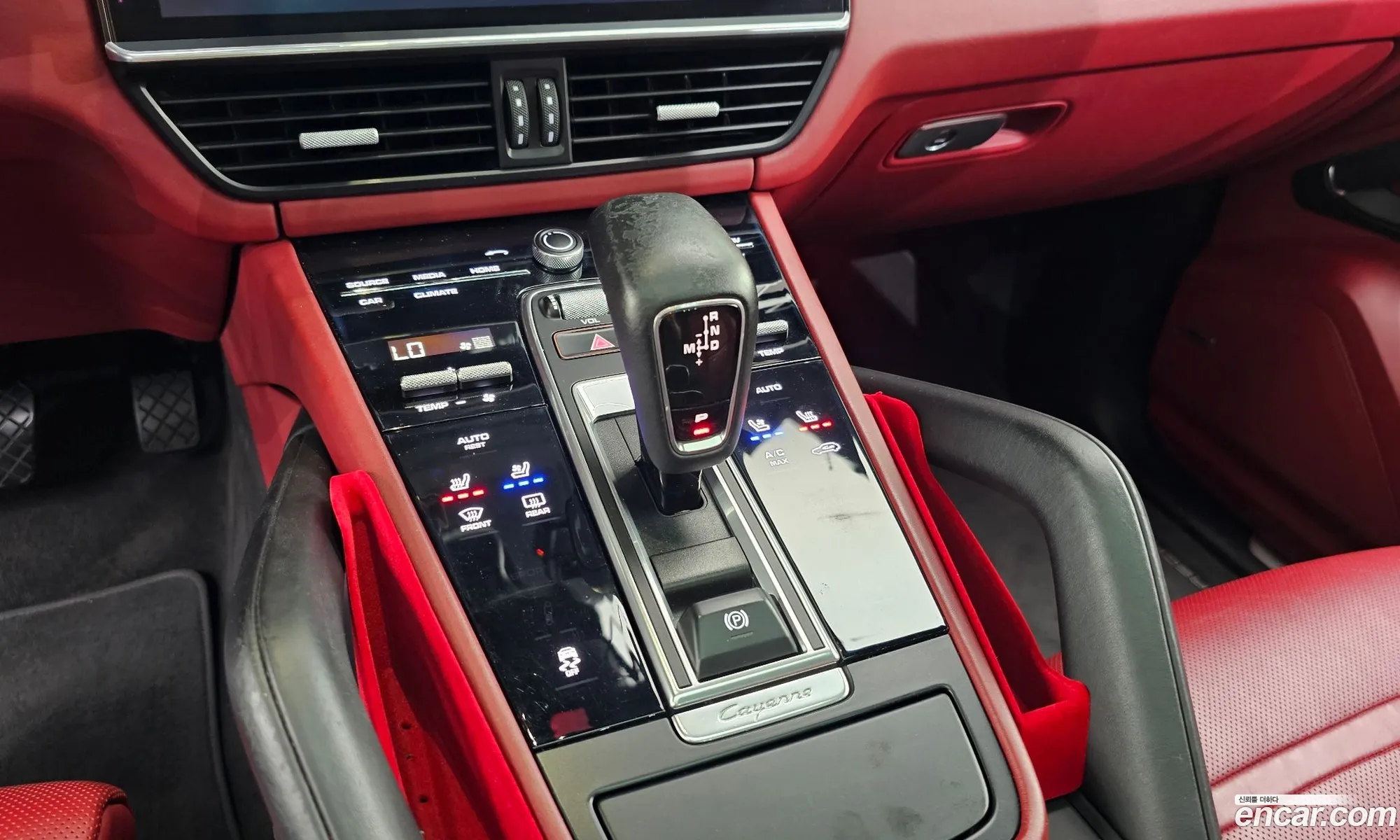 Porsche Cayenne 2019 — 16