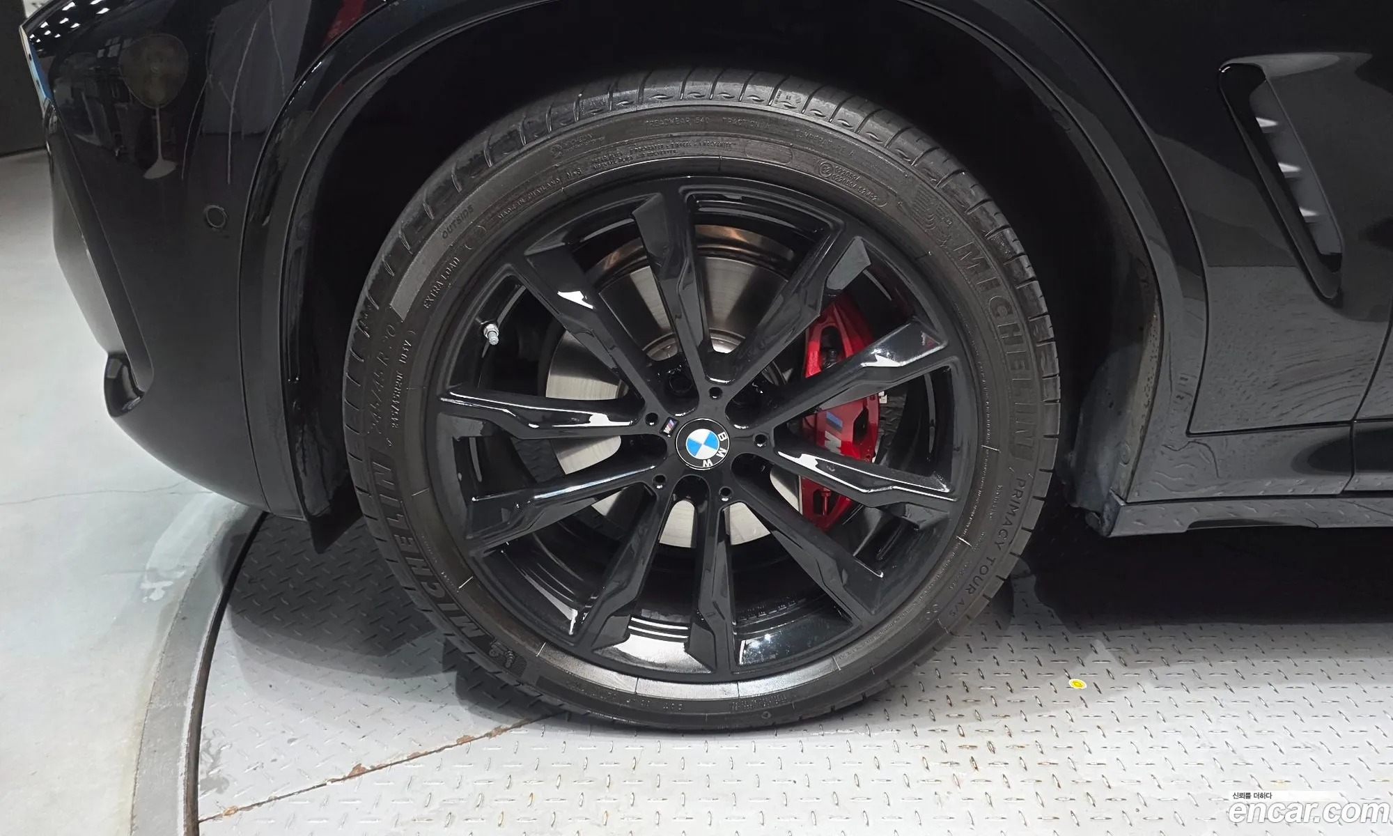 BMW X4 2025 WBA21DT05S9045732 — 30