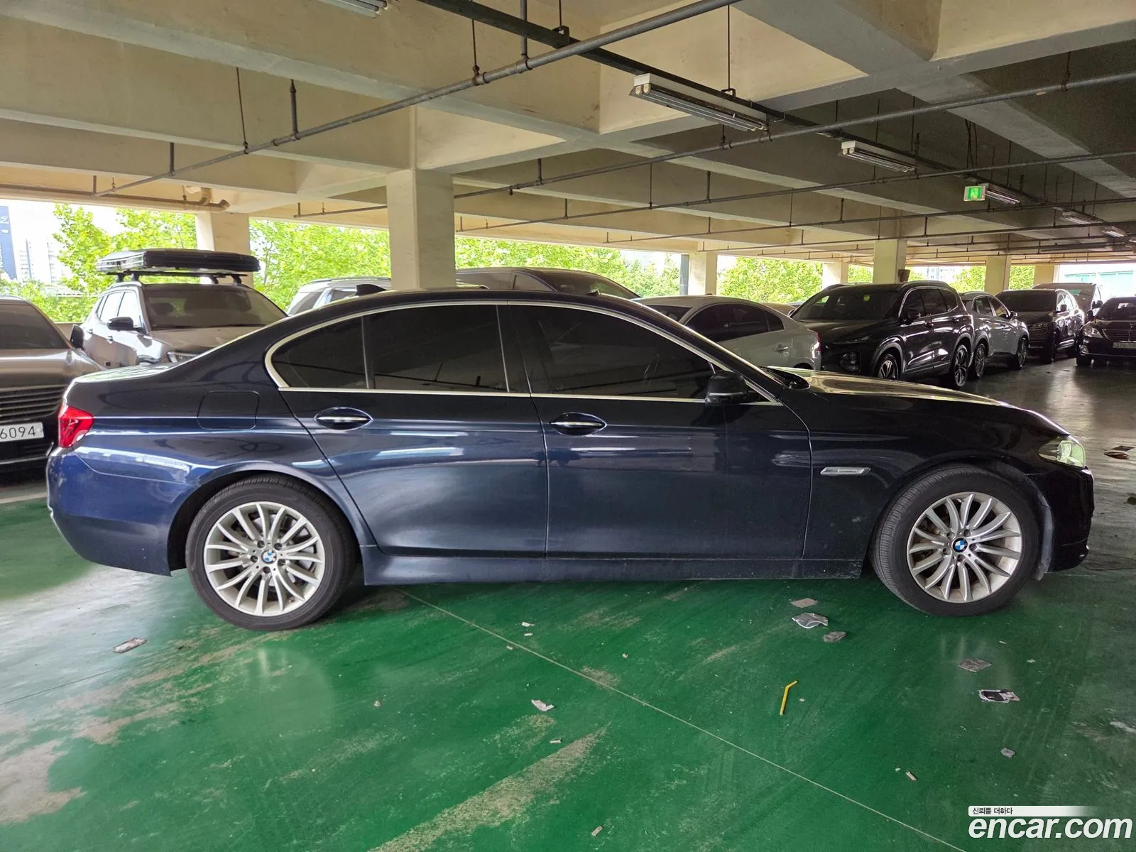 BMW 5 Series 2015 — 17