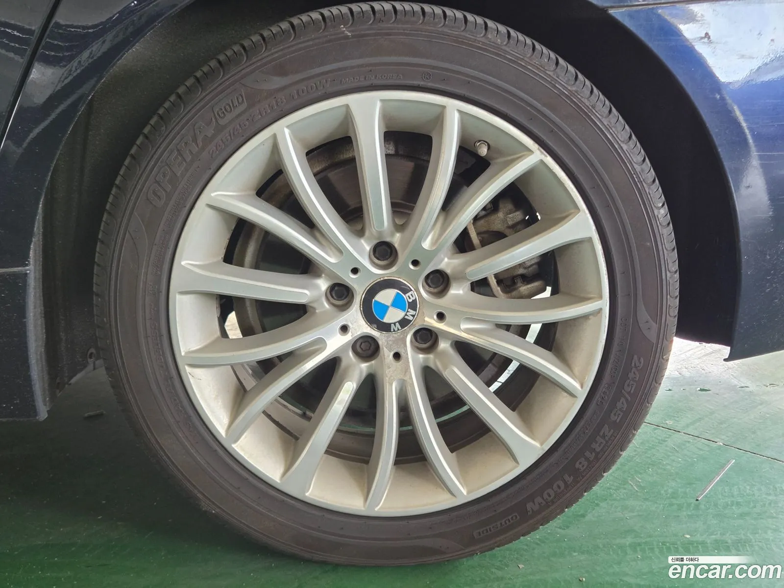 BMW 5 Series 2015 — 16