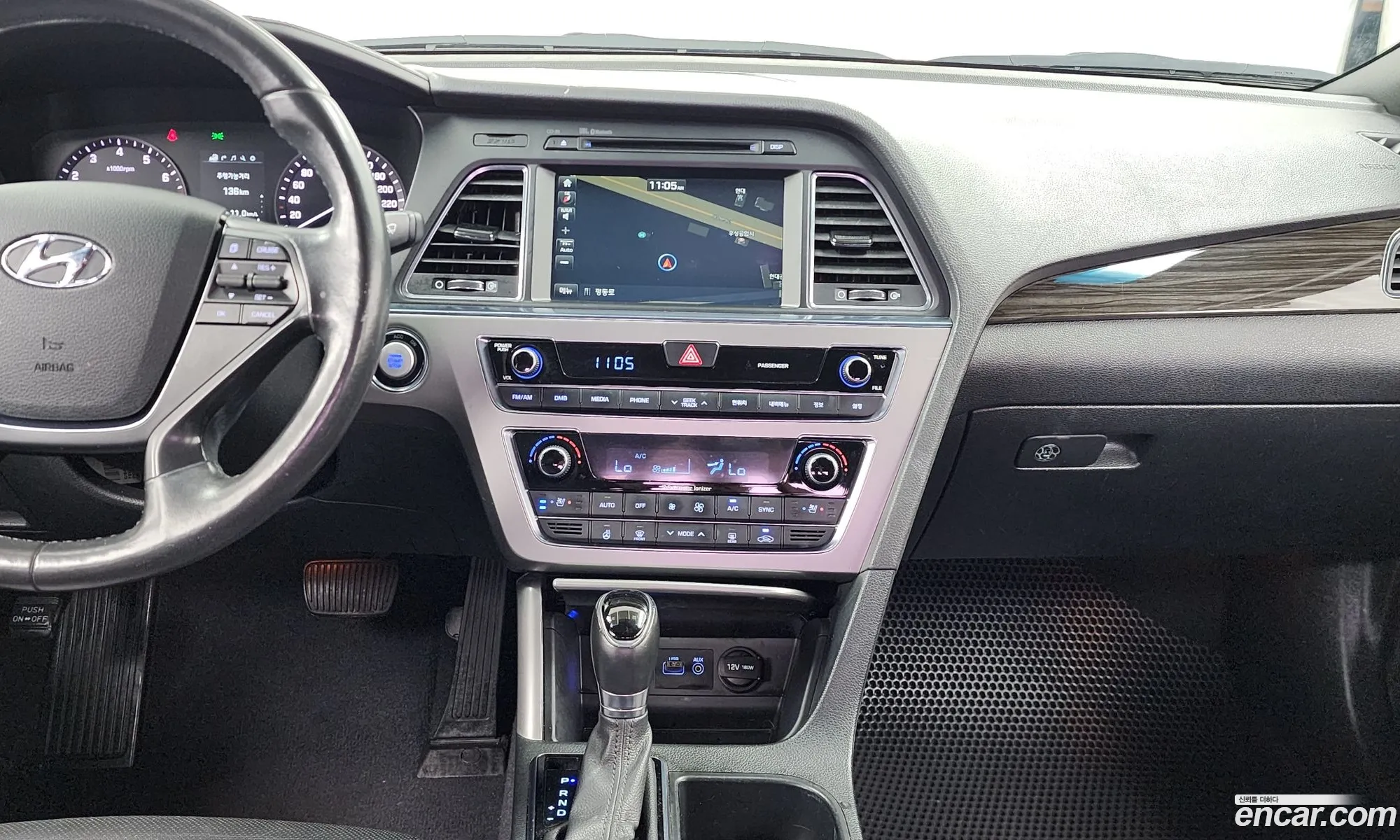 Hyundai LF Sonata 2014 — 9