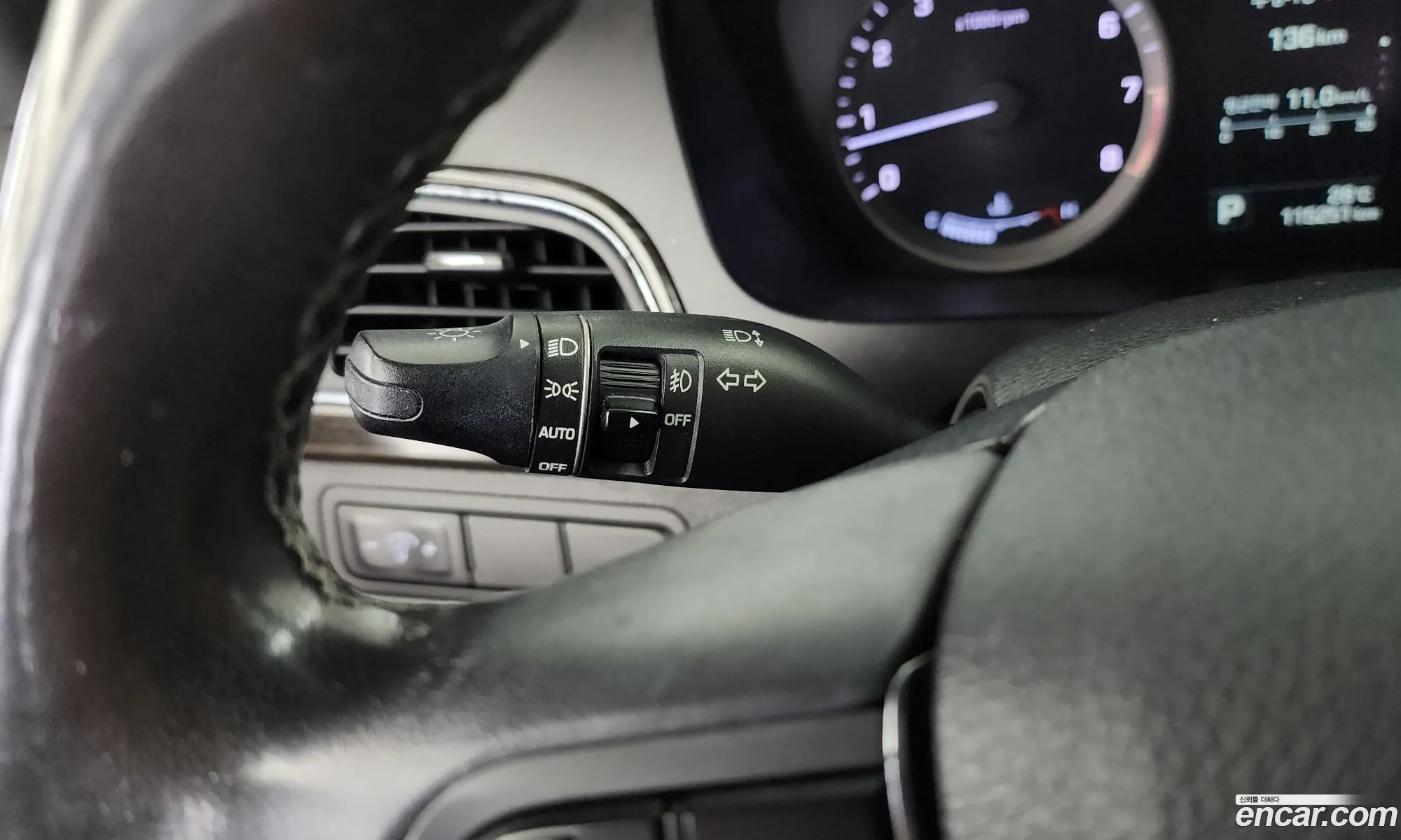 Hyundai LF Sonata 2014 — 14