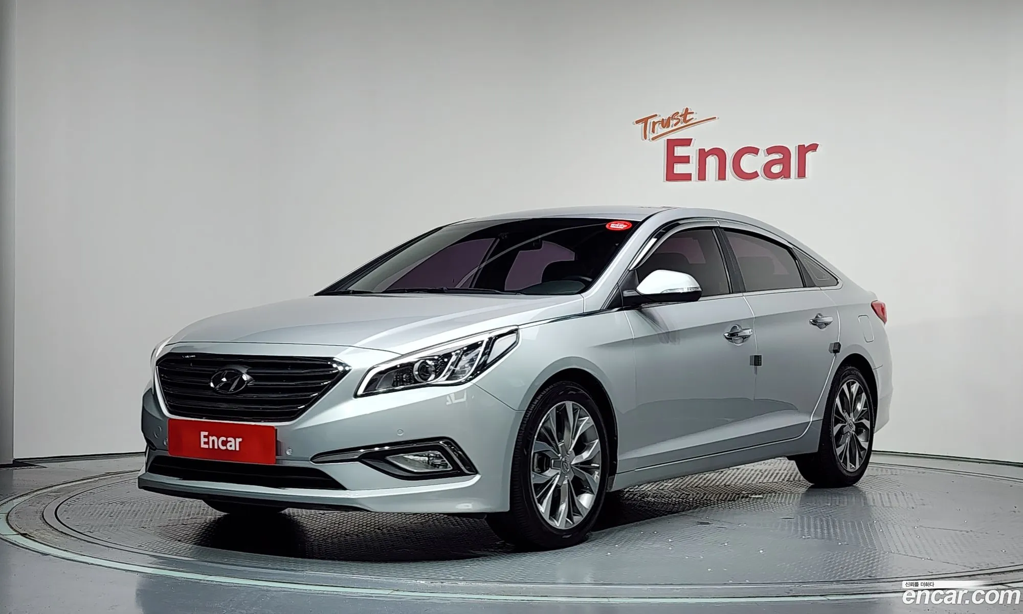 Hyundai LF Sonata 2014 — 19