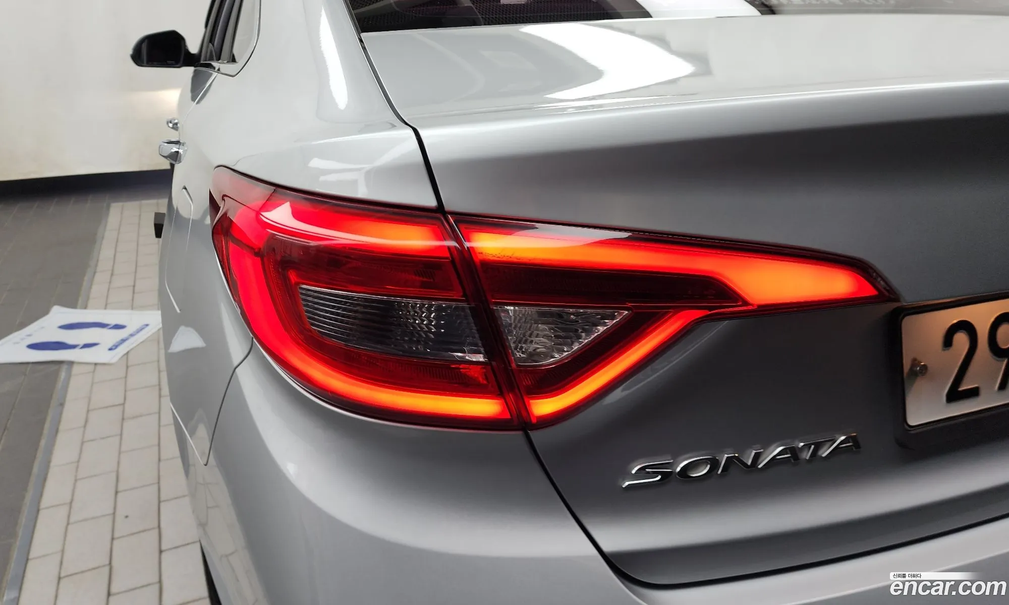 Hyundai LF Sonata 2014 — 24