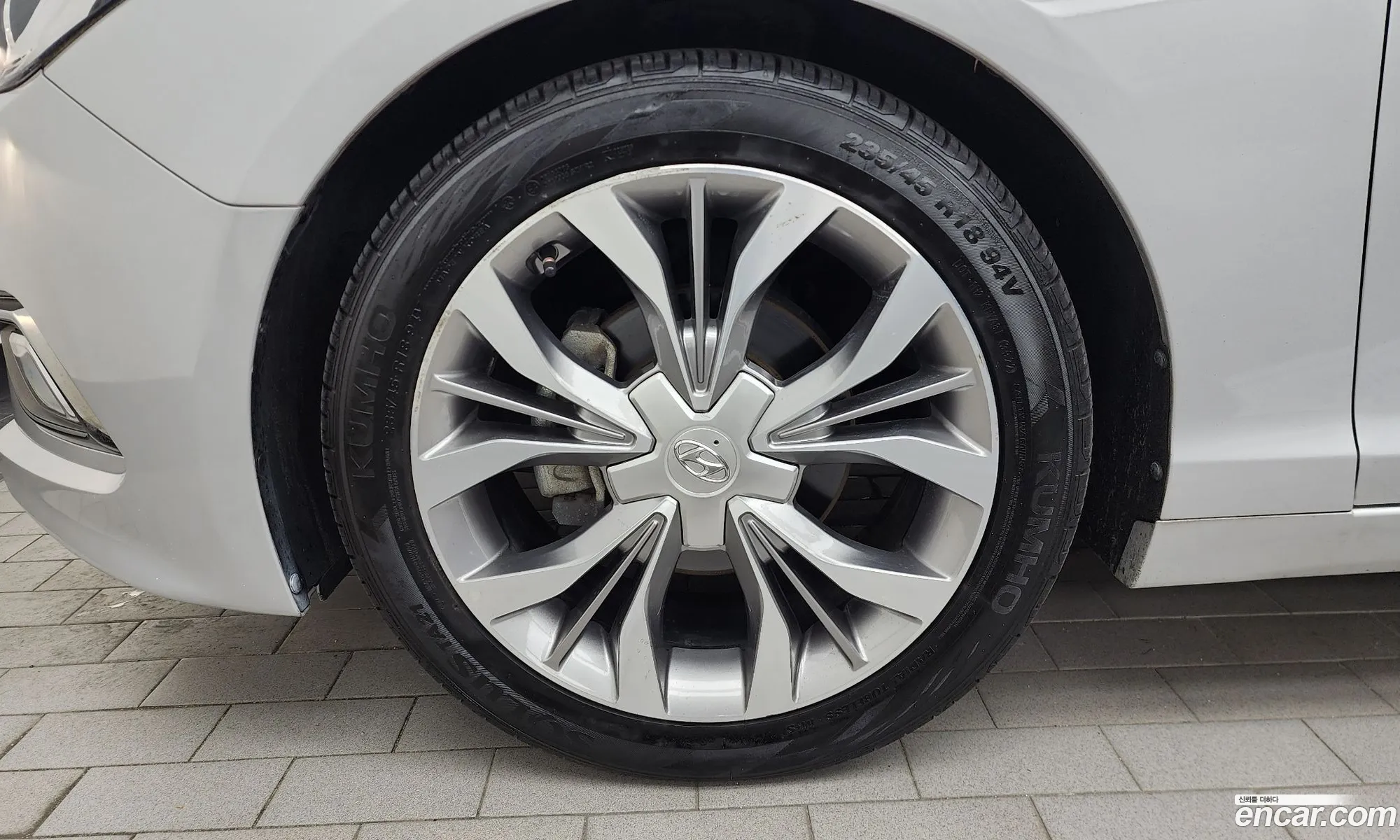 Hyundai LF Sonata 2014 — 2