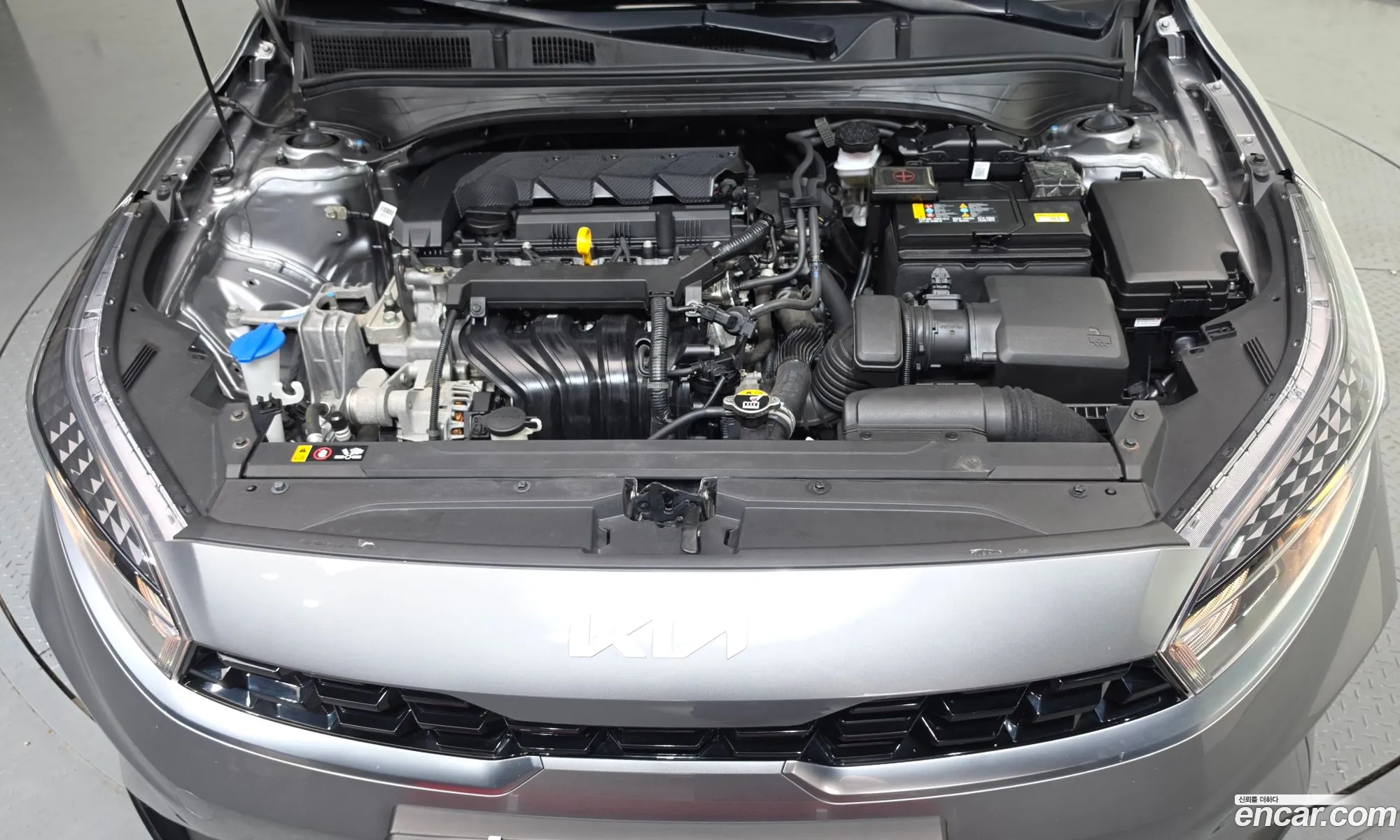 Kia K3 2023 KNAF241BEPA165853 — 30
