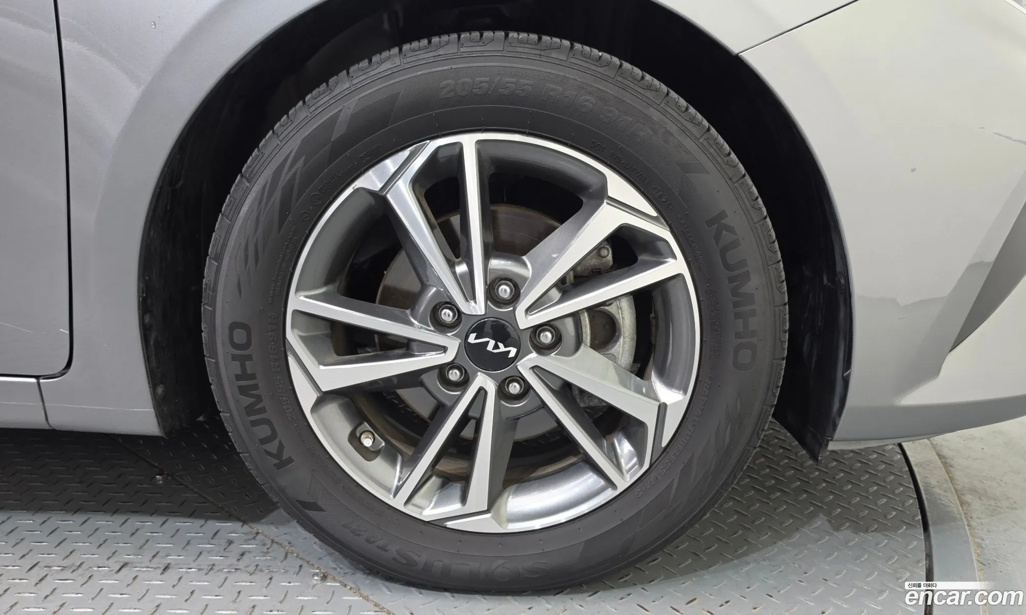 Kia K3 2023 KNAF241BEPA165853 — 20