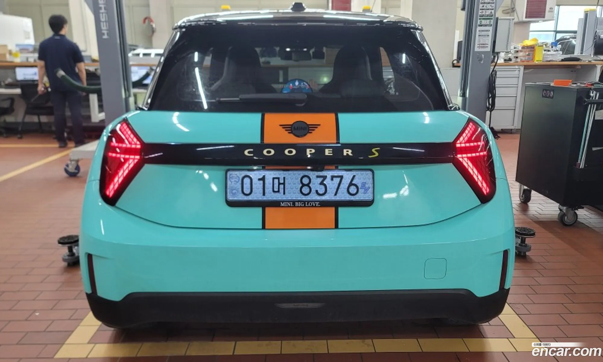 Mini Cooper Electric 2024 — 4
