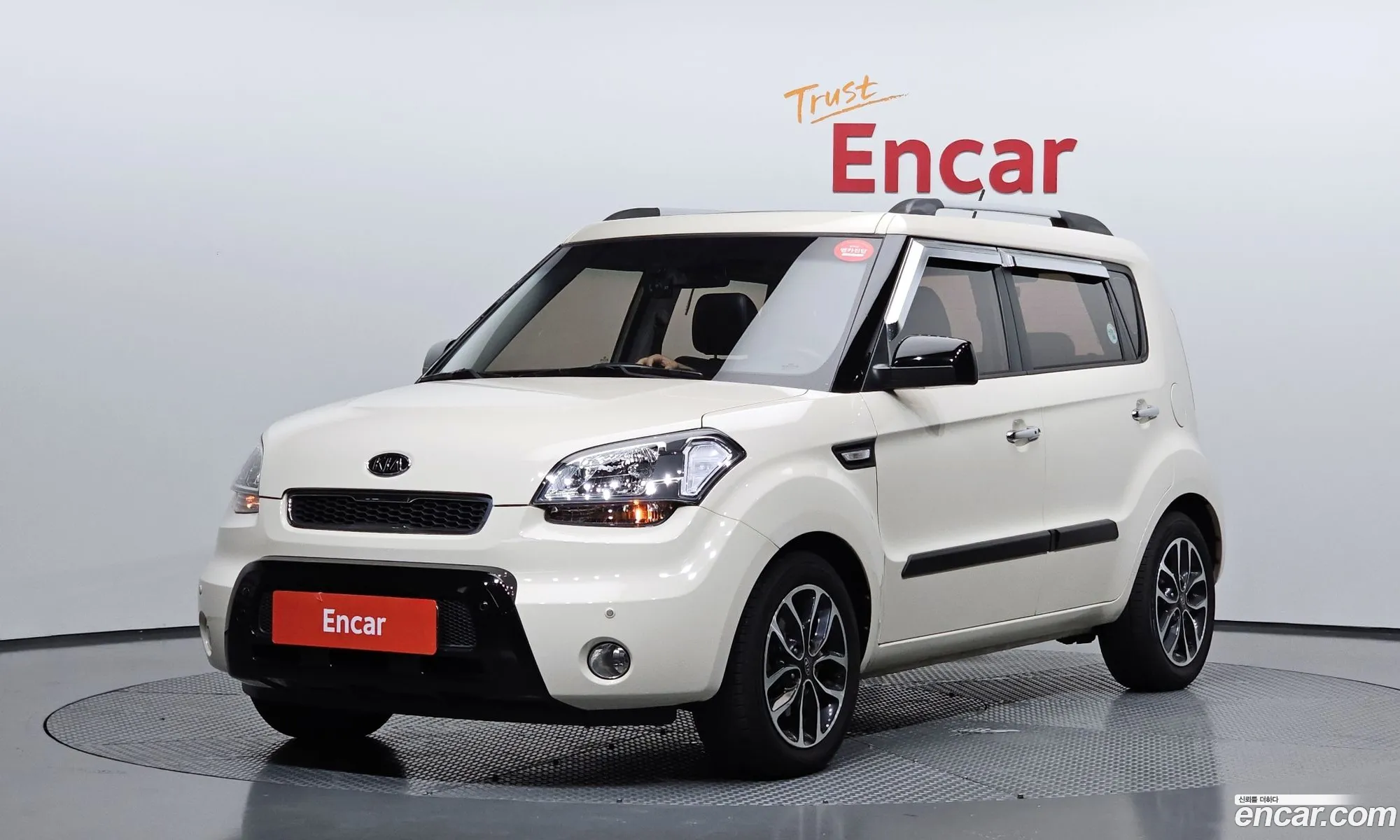 Kia Soul 2010 KNAJU811BBK243131 — 2