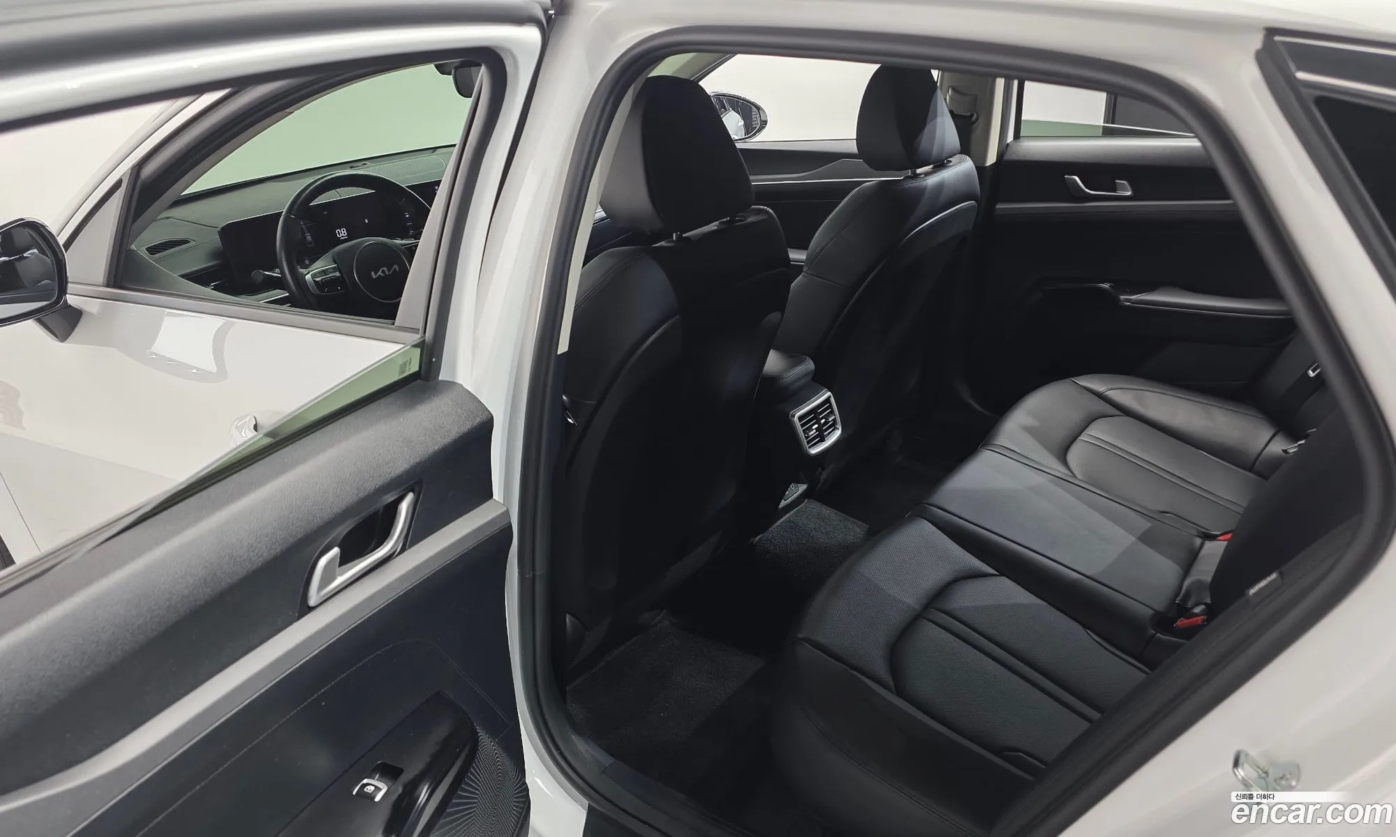 Kia K5 2024 — 26