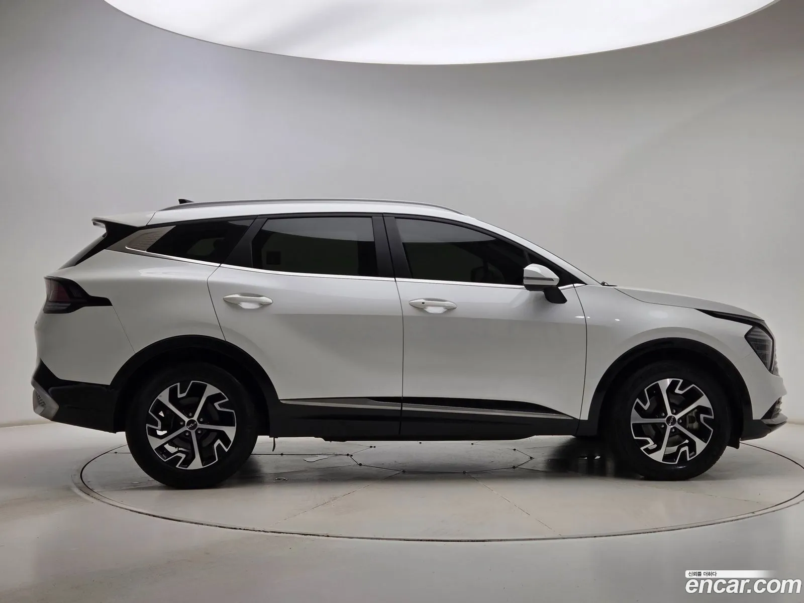 Kia Sportage Hybrid 2022 — 3