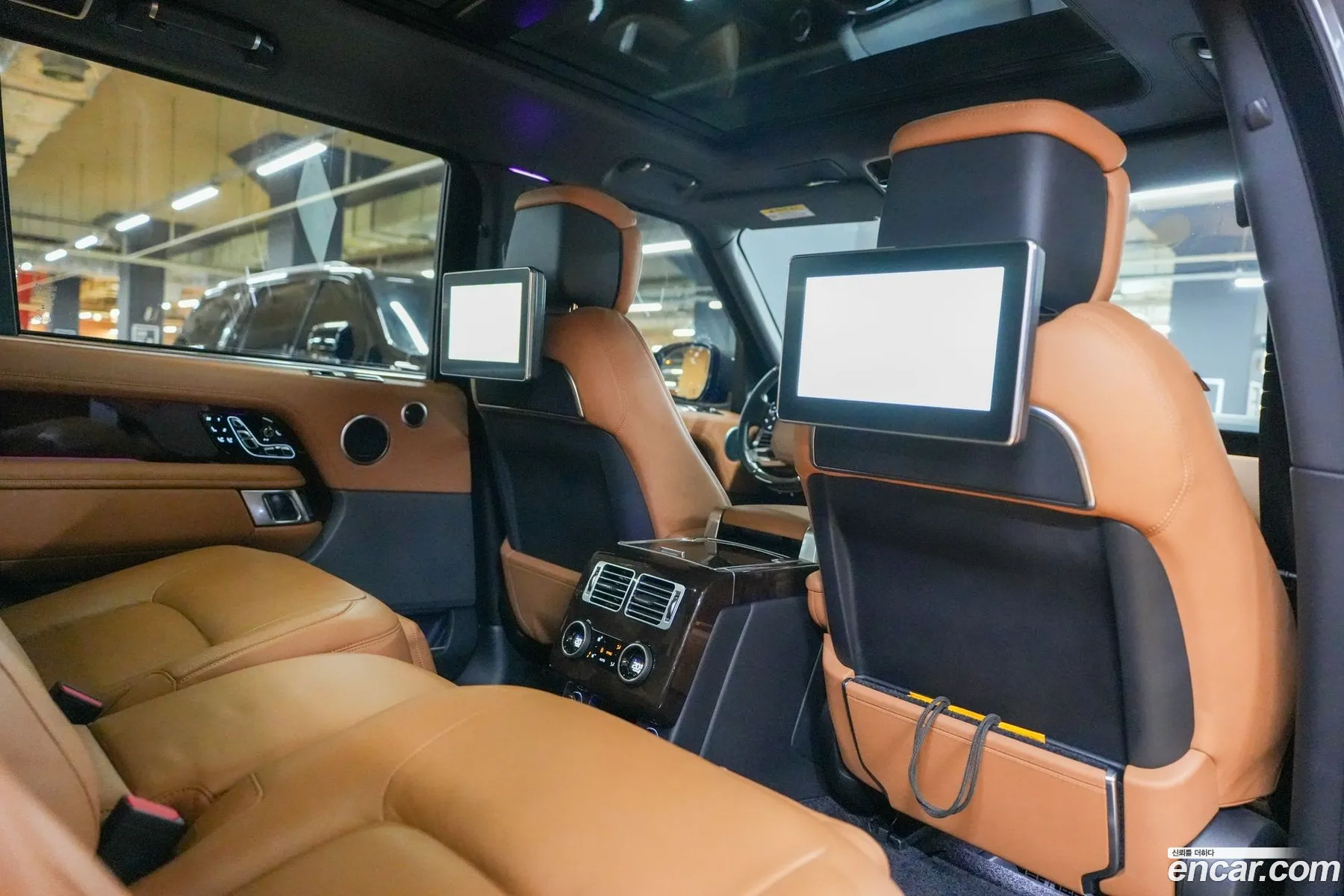 Land Rover Range Rover 2018 — 18