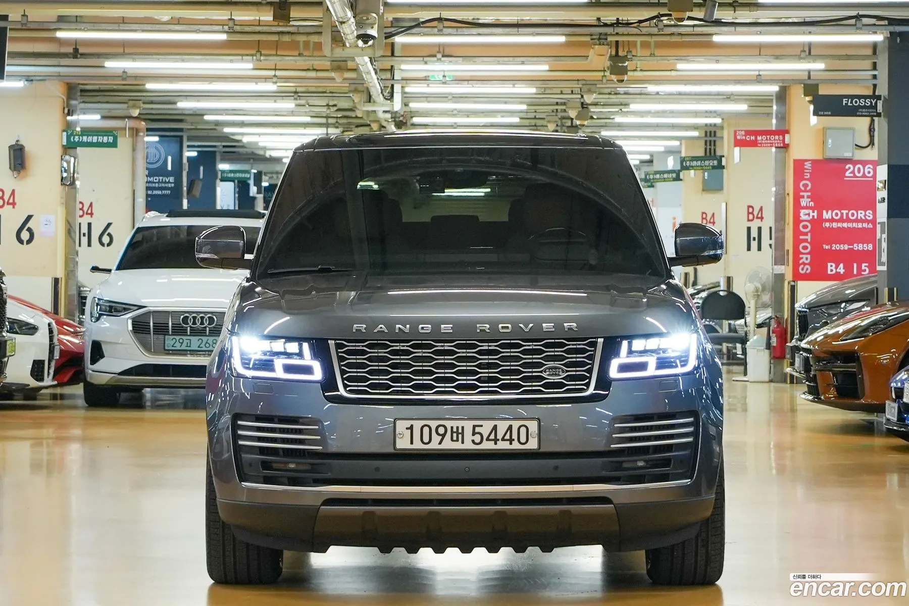 Land Rover Range Rover 2018 — 13