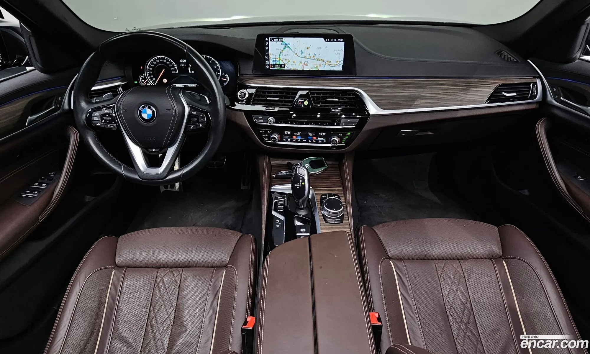 BMW 5 Series 2017 WBAJD9103JG971740 — 18