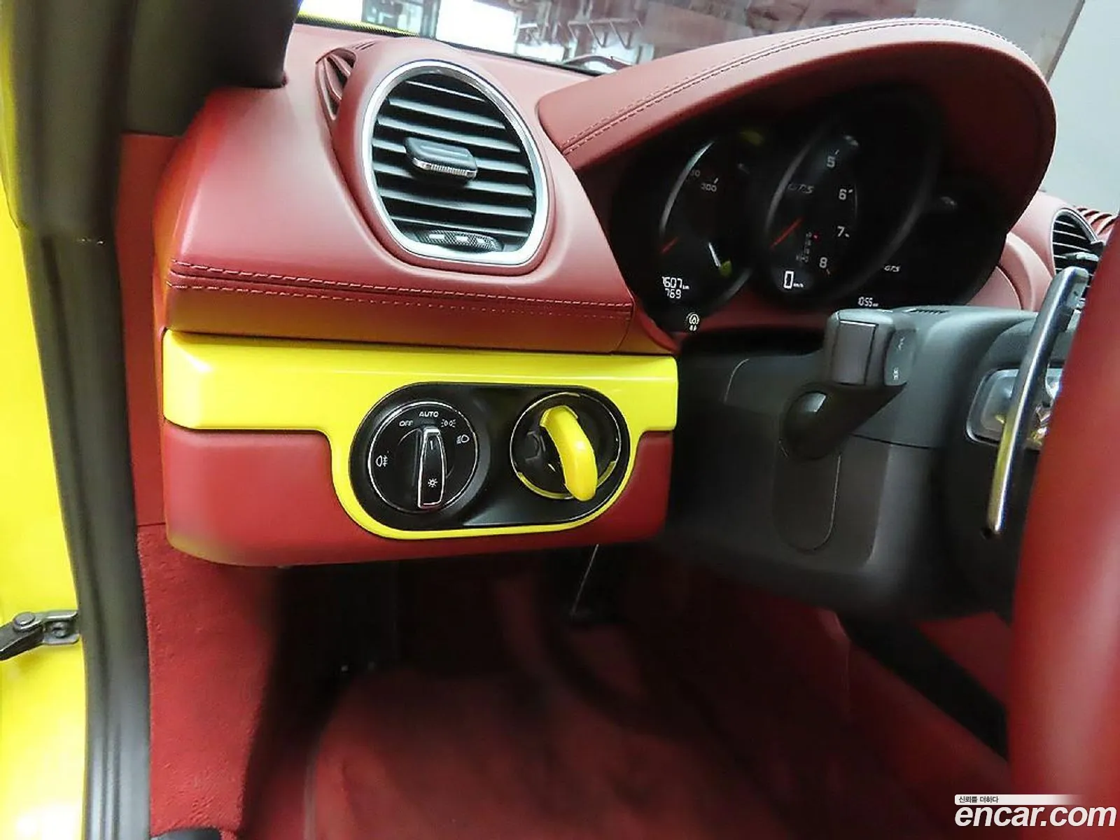 Porsche 718 Boxster 2020 — 2