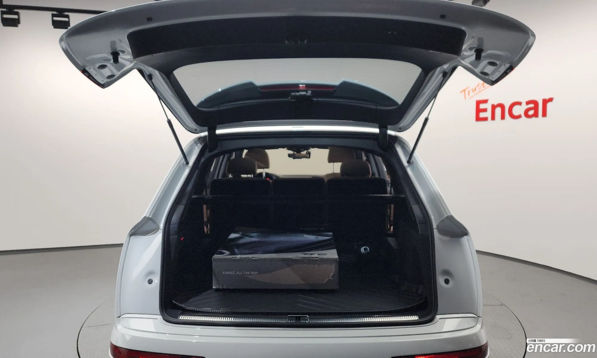 Audi Q7 2023 WAUZZZ4M111111111 — 29