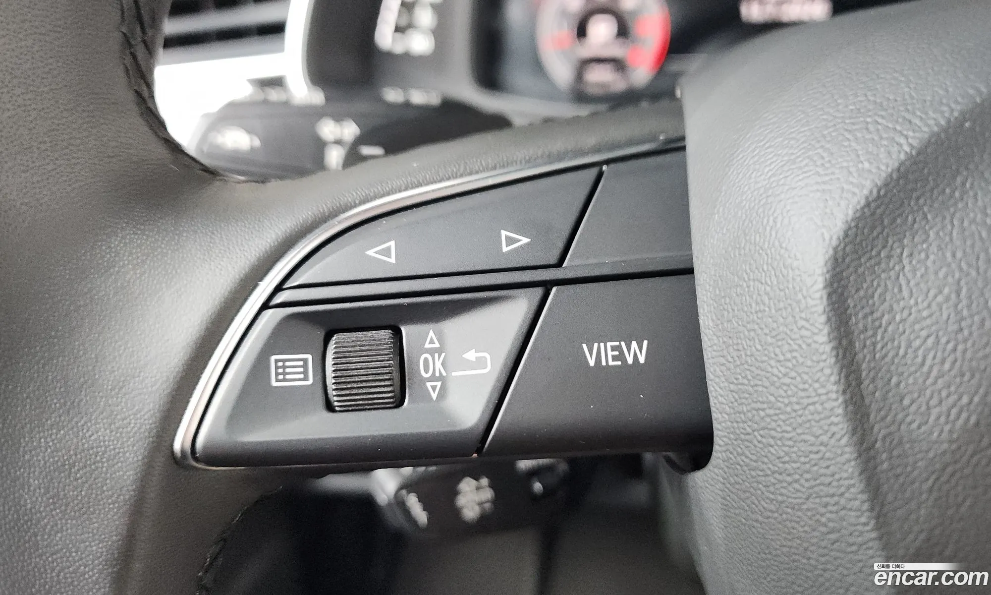 Audi Q7 2023 WAUZZZ4M111111111 — 28