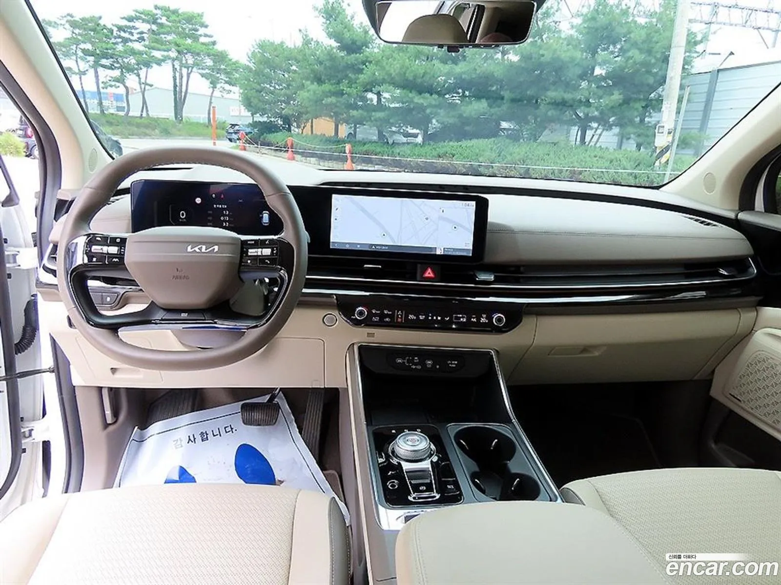 Kia Carnival 2025 — 15