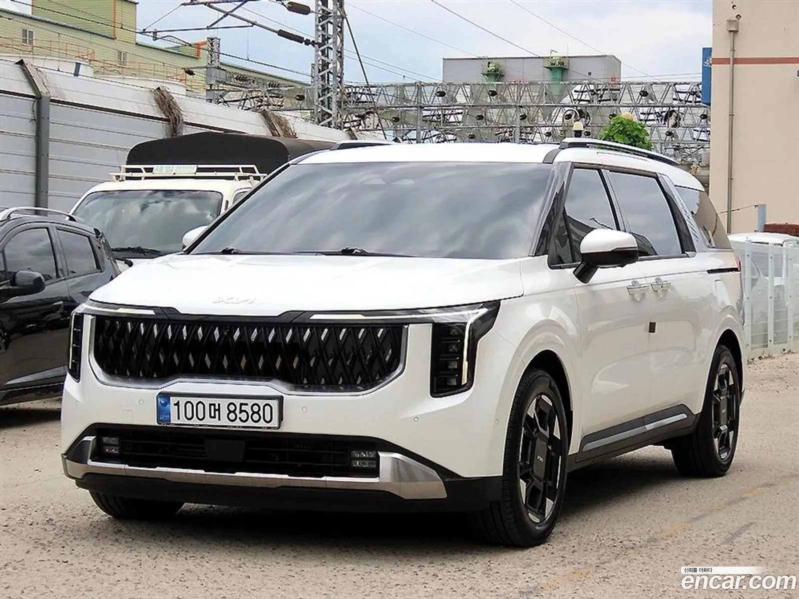 Kia Carnival 2025 — 16