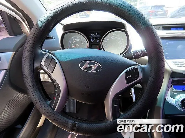 Hyundai Elantra MD 2012 — 5