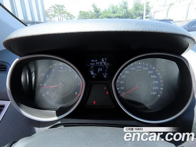 Hyundai Elantra MD 2012 — 19