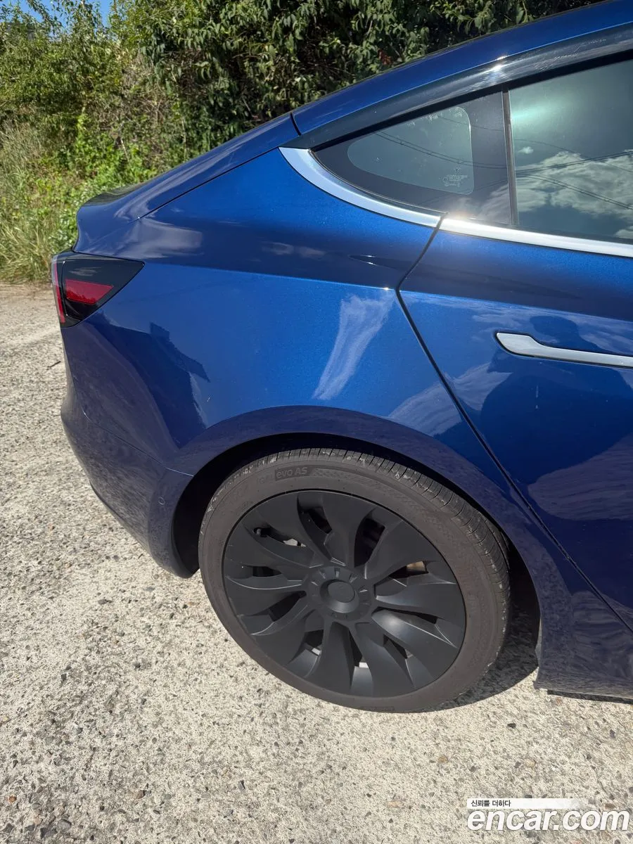 Tesla Model 3 2020 — 3