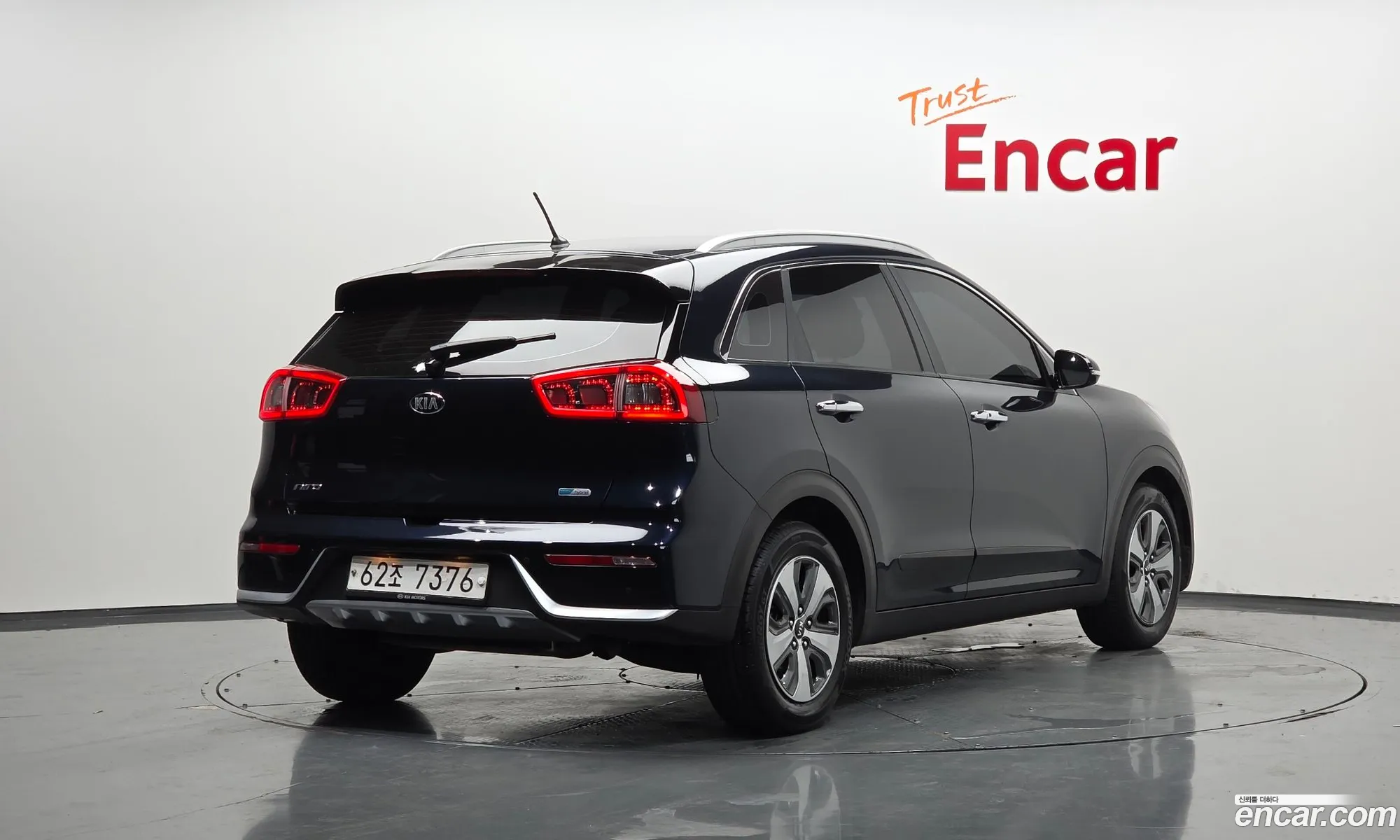 Kia Niro 2017 KNACB81CGHA074044 — 18
