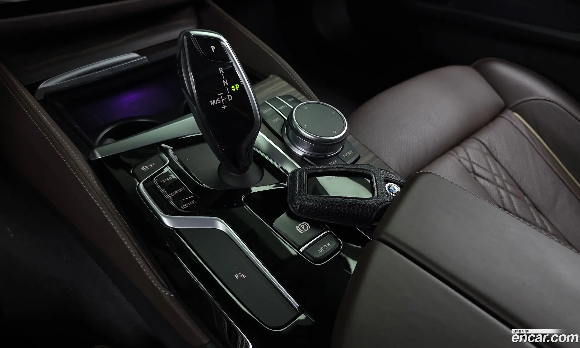 BMW 5 Series 2019 WBAJF3101KBS70670 — 3