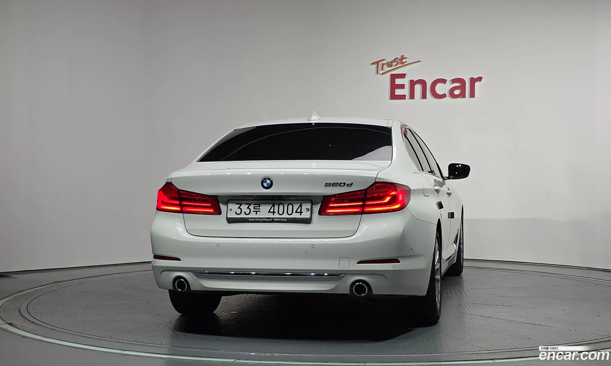 BMW 5 Series 2019 WBAJF3101KBS70670 — 11