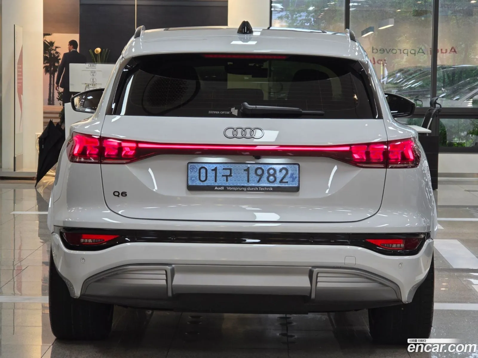 Audi Q6 e-tron 2025 — 5