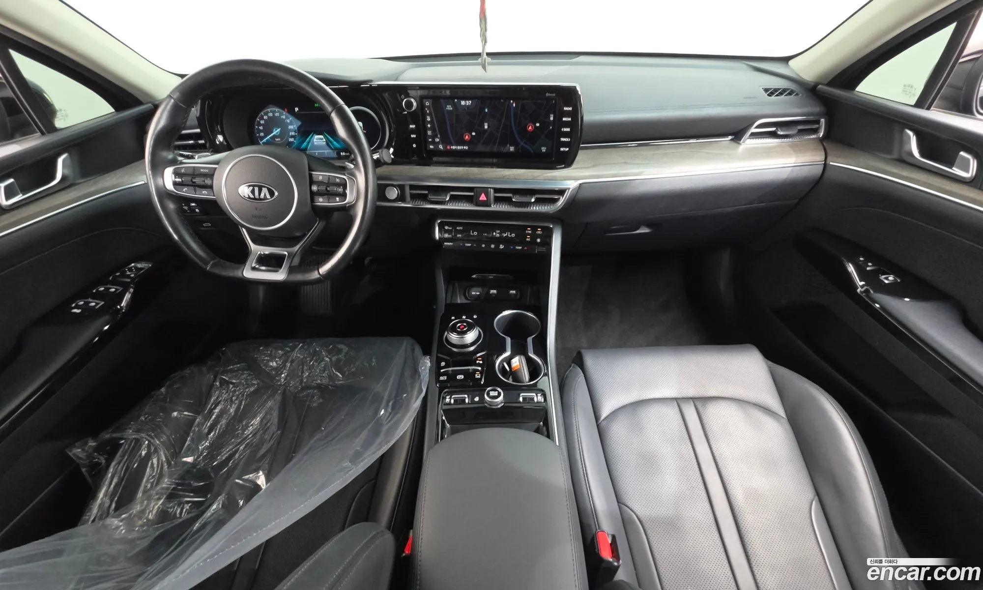 Kia K5 2021 KNAG6412BMA138063 — 2