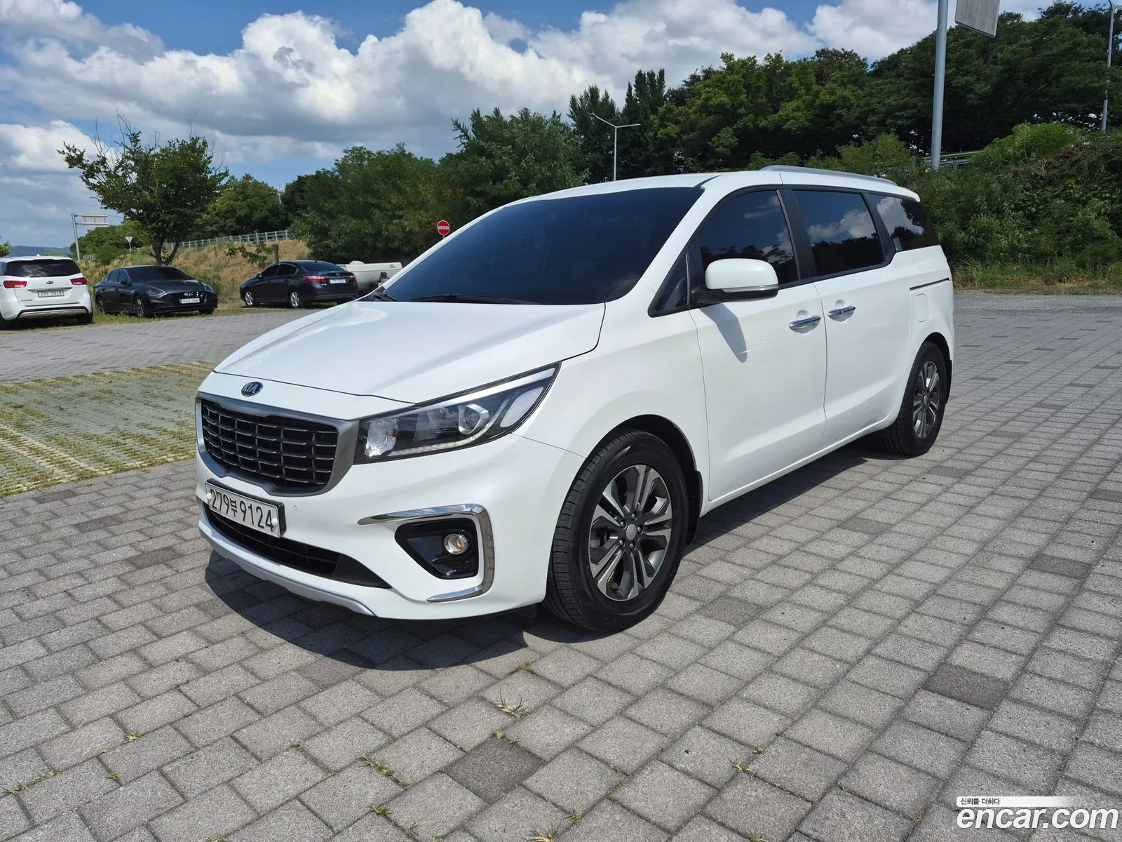 Kia Carnival 2018 — 2