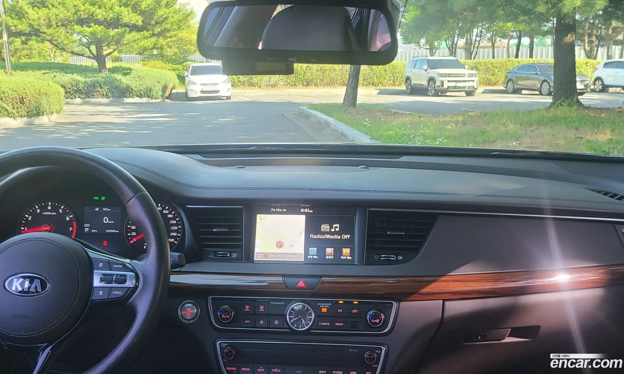 Kia K7 2016 — 19