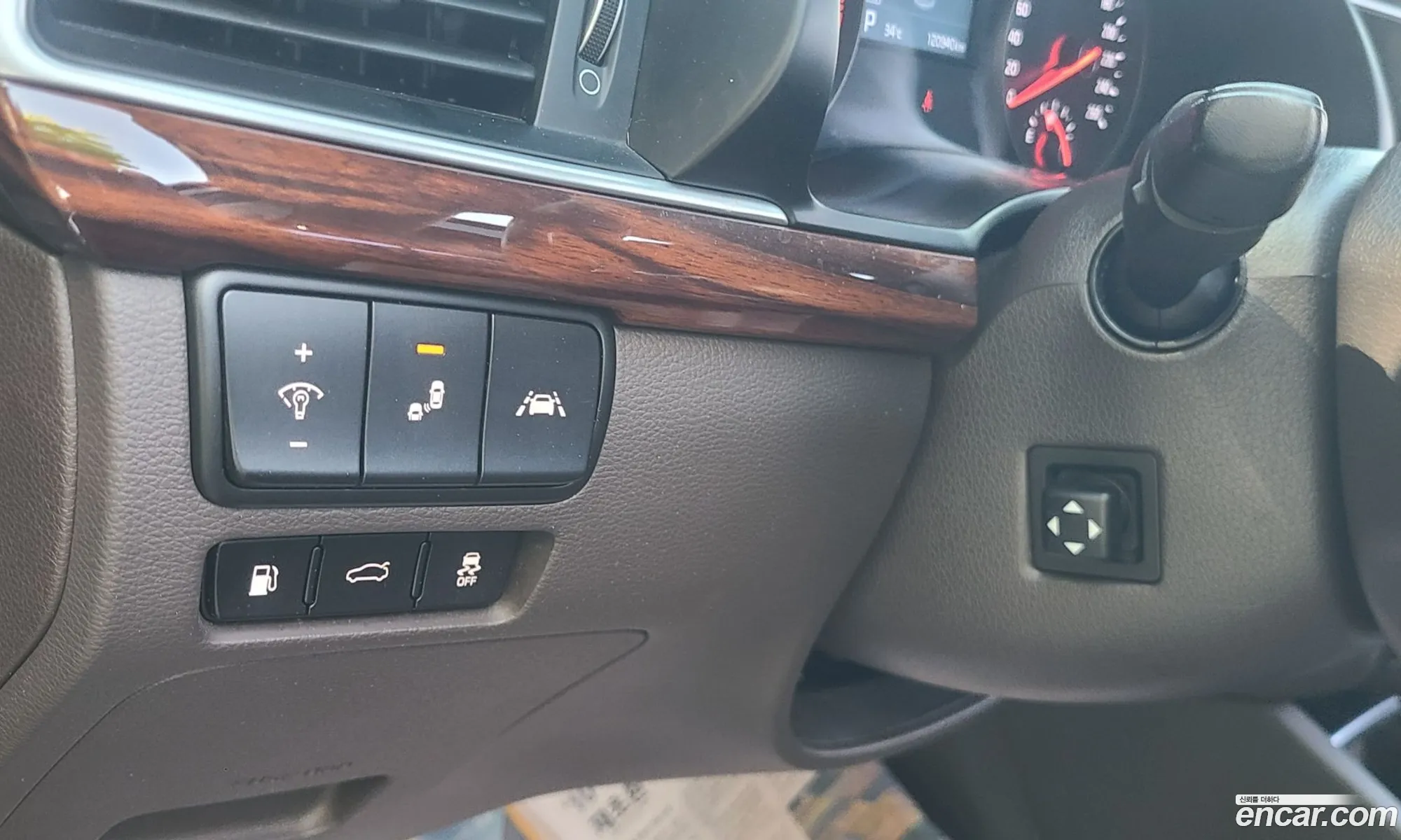 Kia K7 2016 — 7