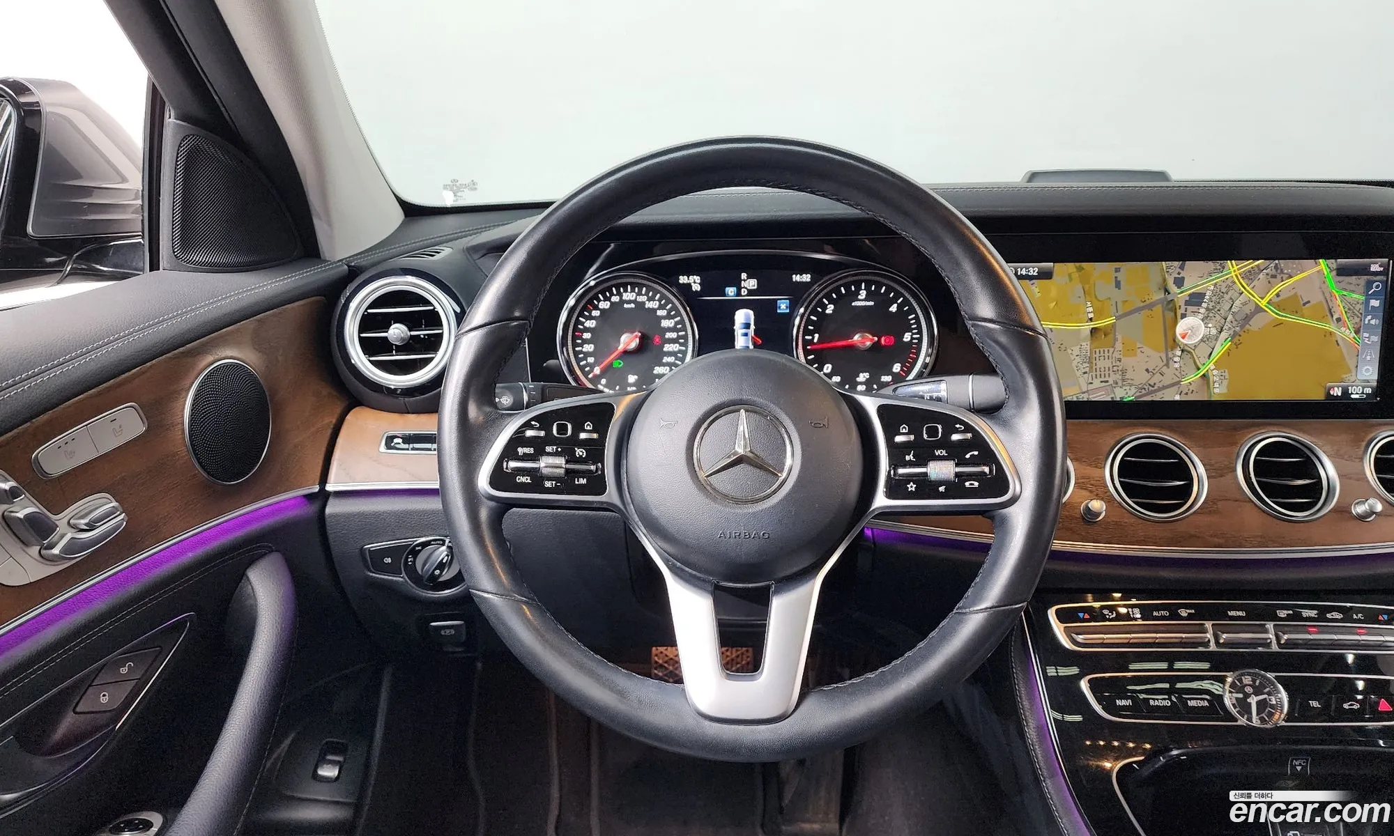 Mercedes-Benz E-Class W213 2019 WDDZF0EB2KA693138 — 11