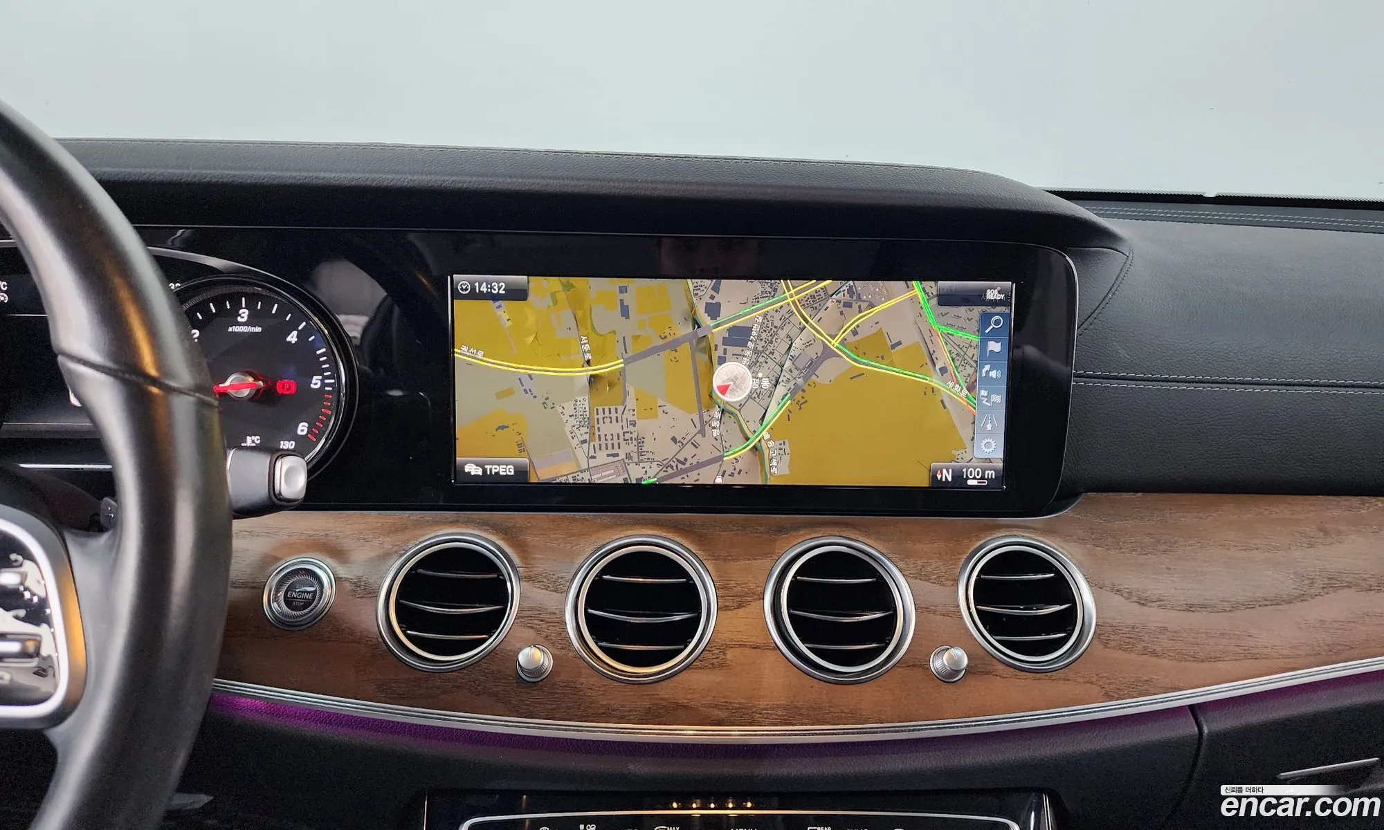 Mercedes-Benz E-Class W213 2019 WDDZF0EB2KA693138 — 14