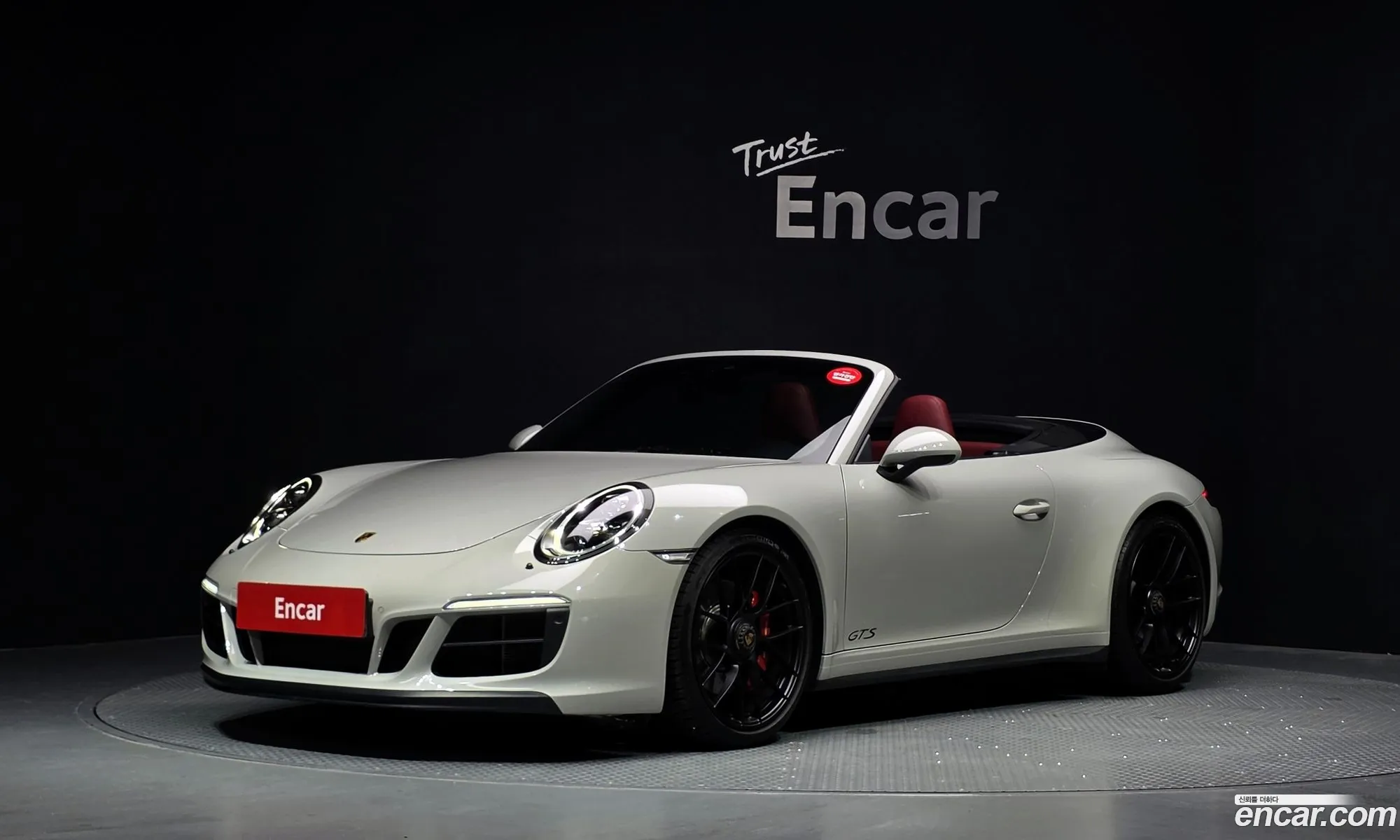 Porsche 911 2018 WP0CB2990JS147168 — 26