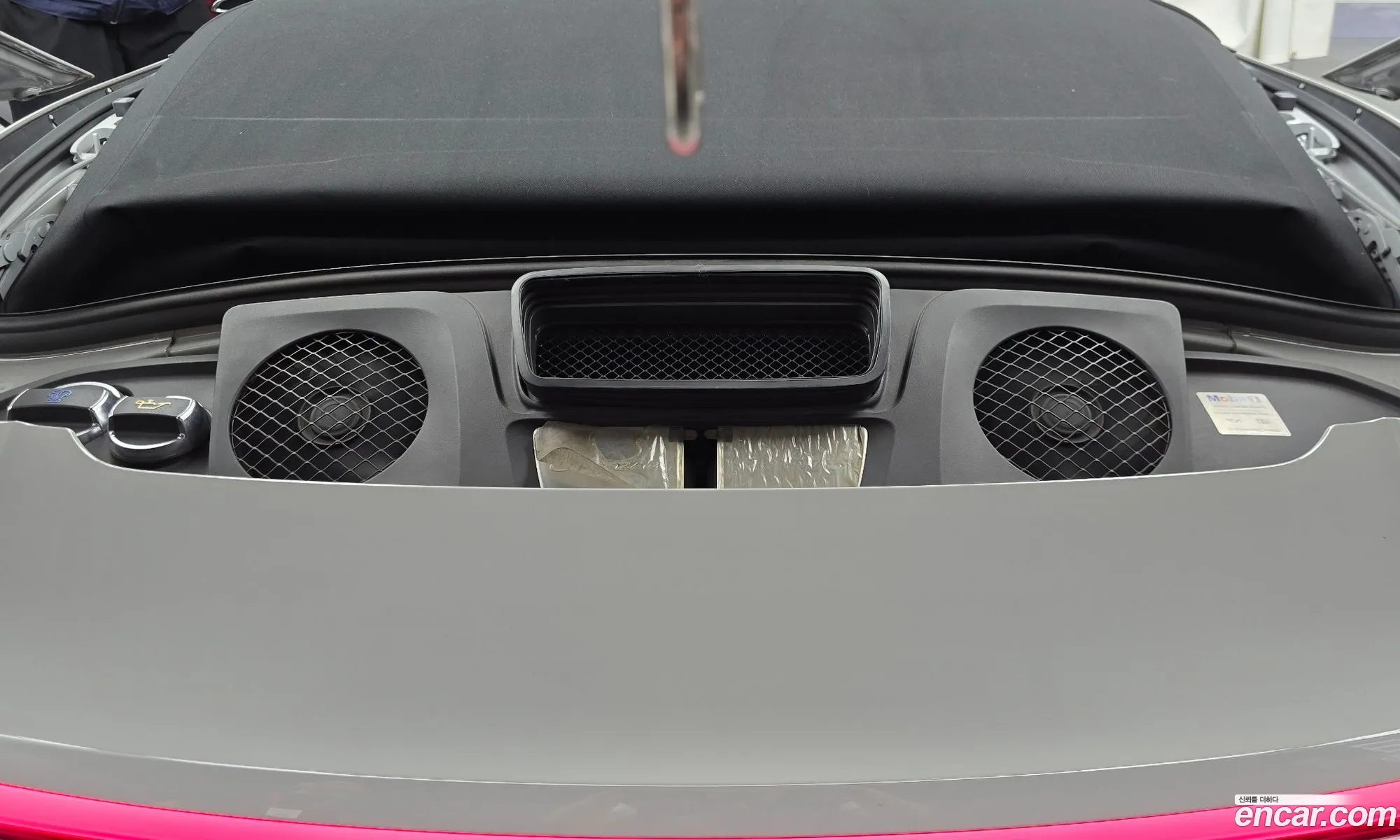 Porsche 911 2018 WP0CB2990JS147168 — 24