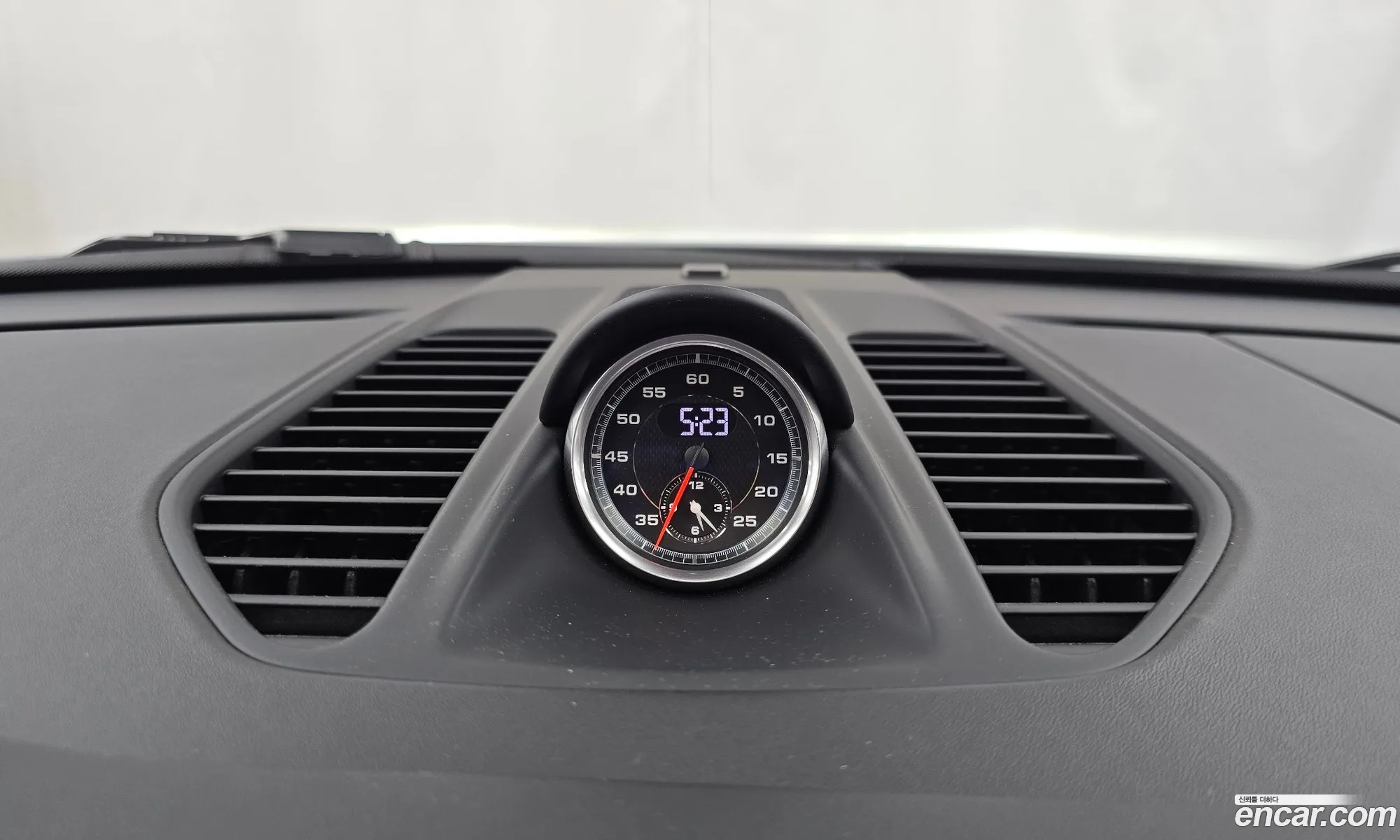 Porsche 911 2018 WP0CB2990JS147168 — 33