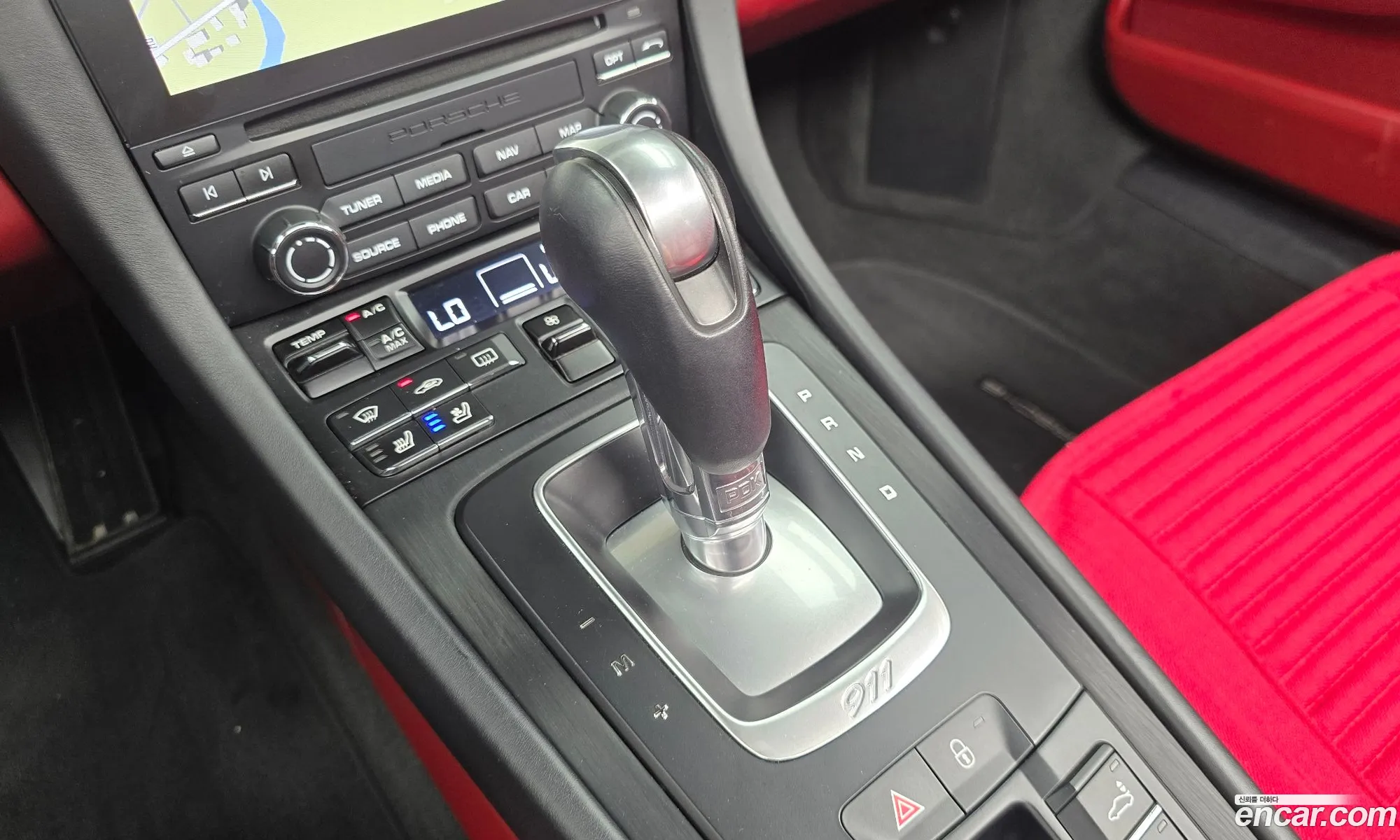 Porsche 911 2018 WP0CB2990JS147168 — 27