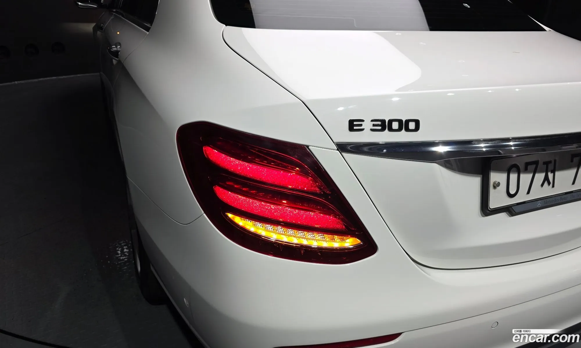 Mercedes-Benz E-Class W213 2018 — 11
